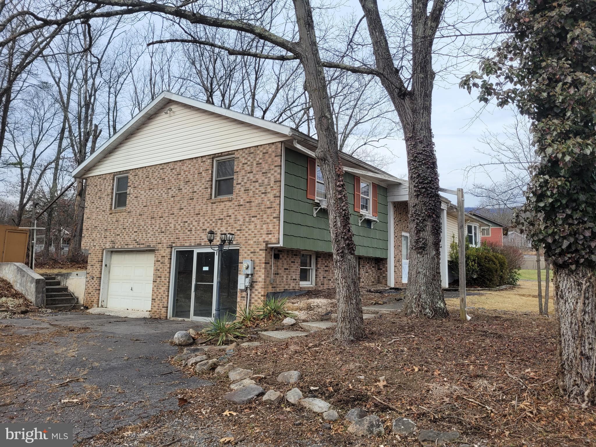 RAWLINGS HEIGHTS - Residential