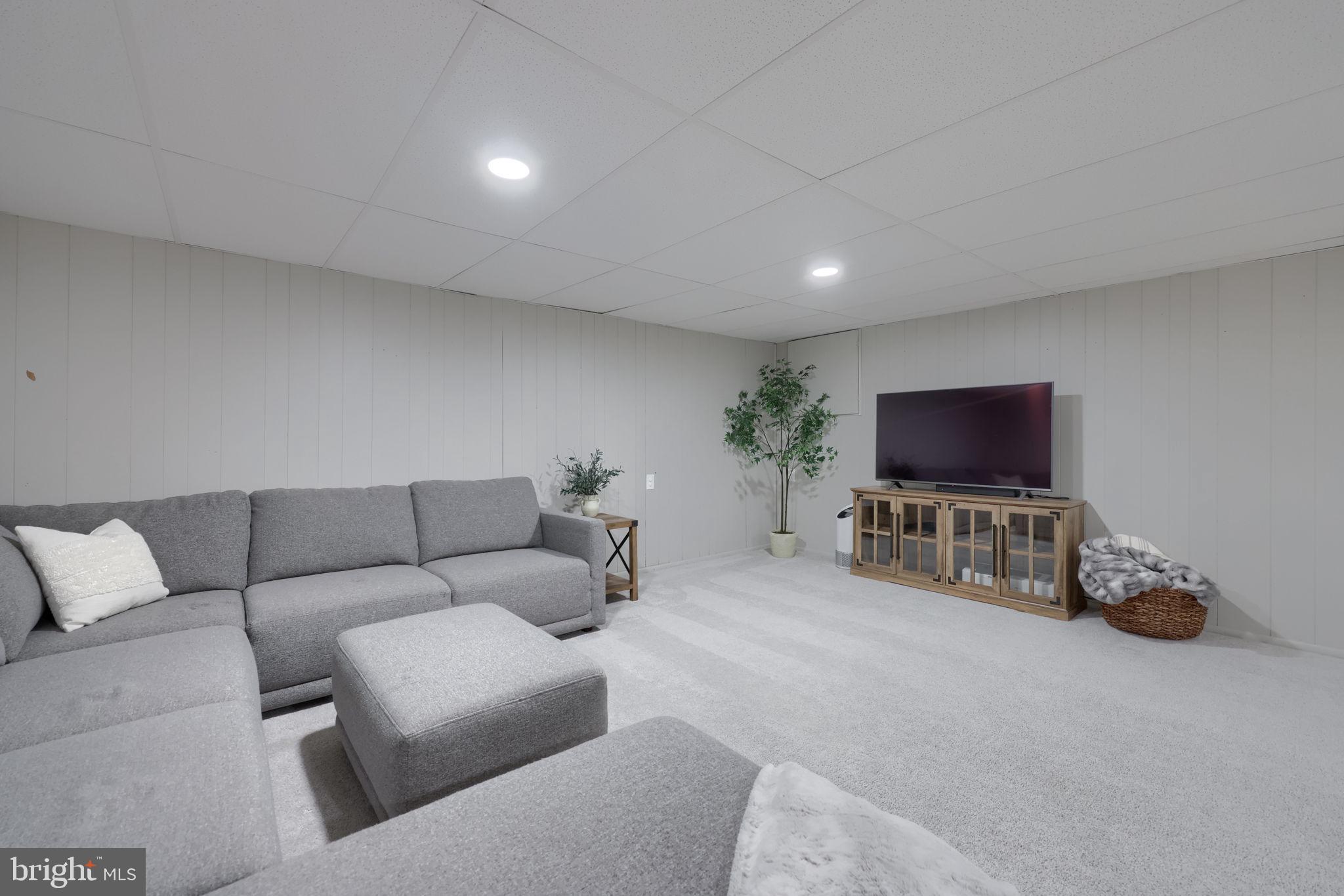 MAYTOWN - Residential