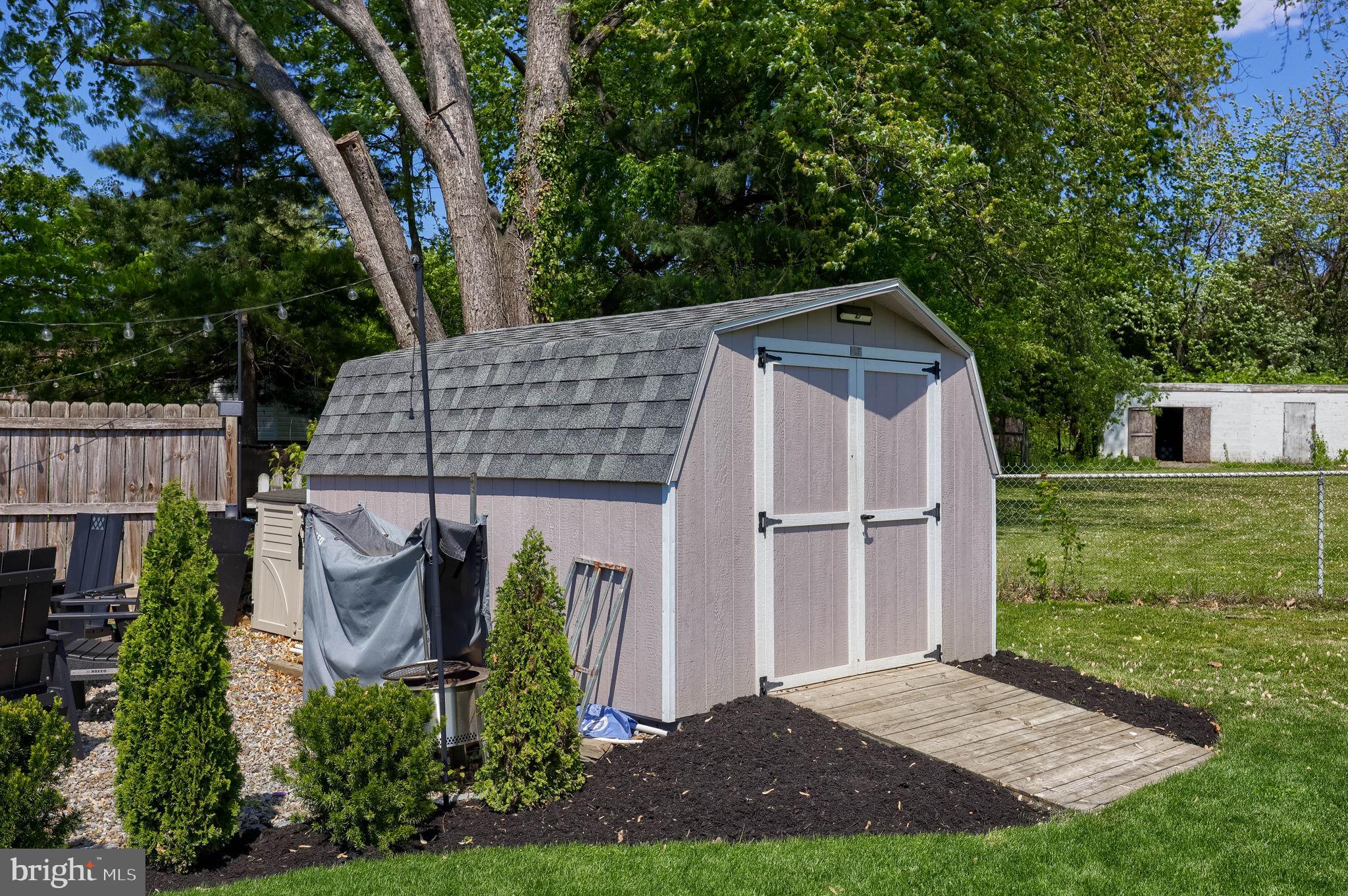 MAYTOWN - Residential