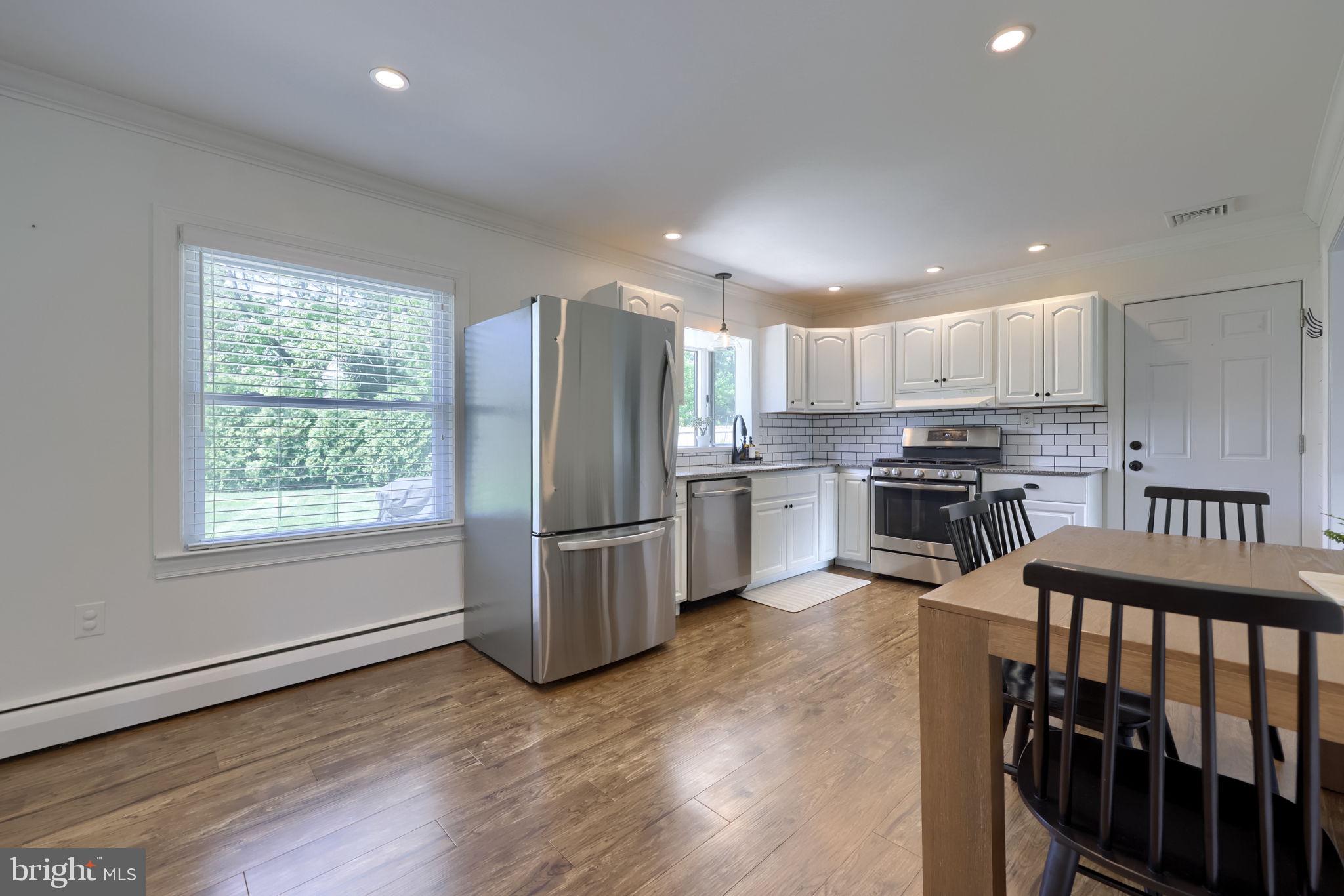 MAYTOWN - Residential