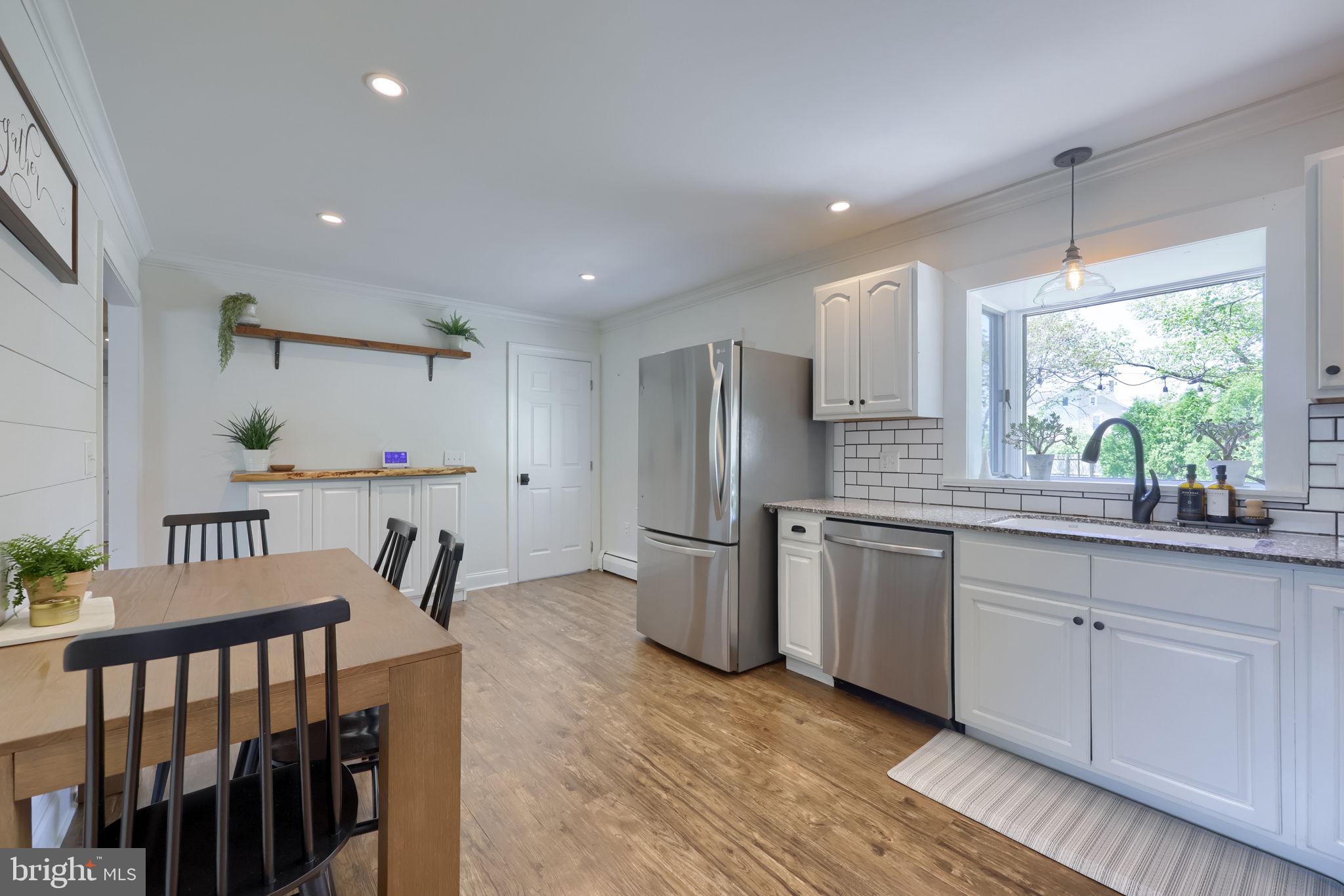 MAYTOWN - Residential