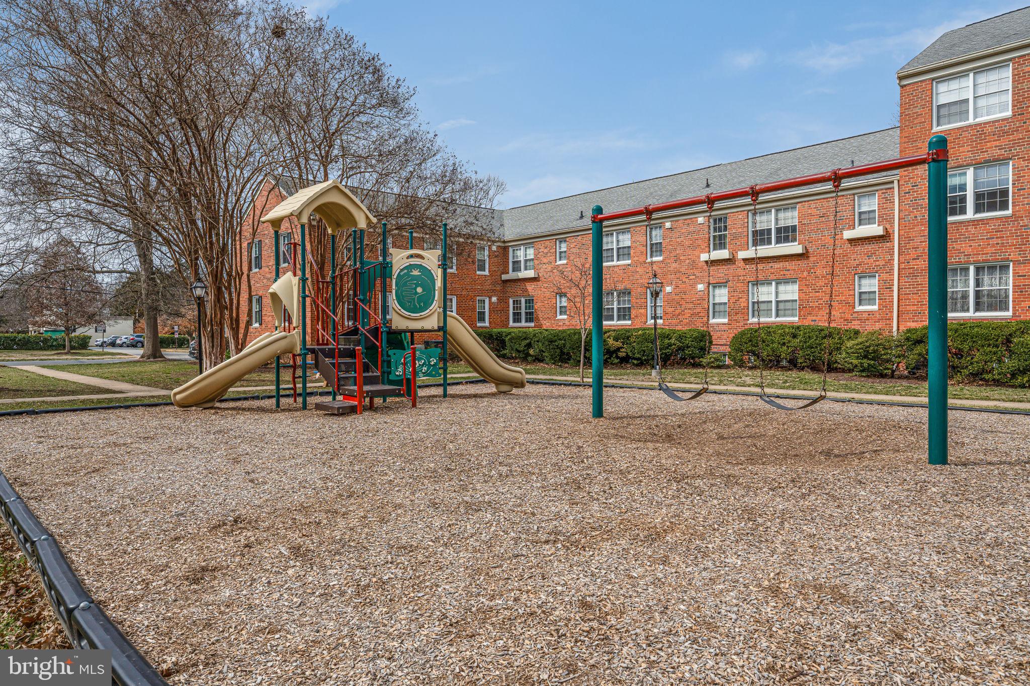 BELLE VIEW CONDOMINIUMS - Residential