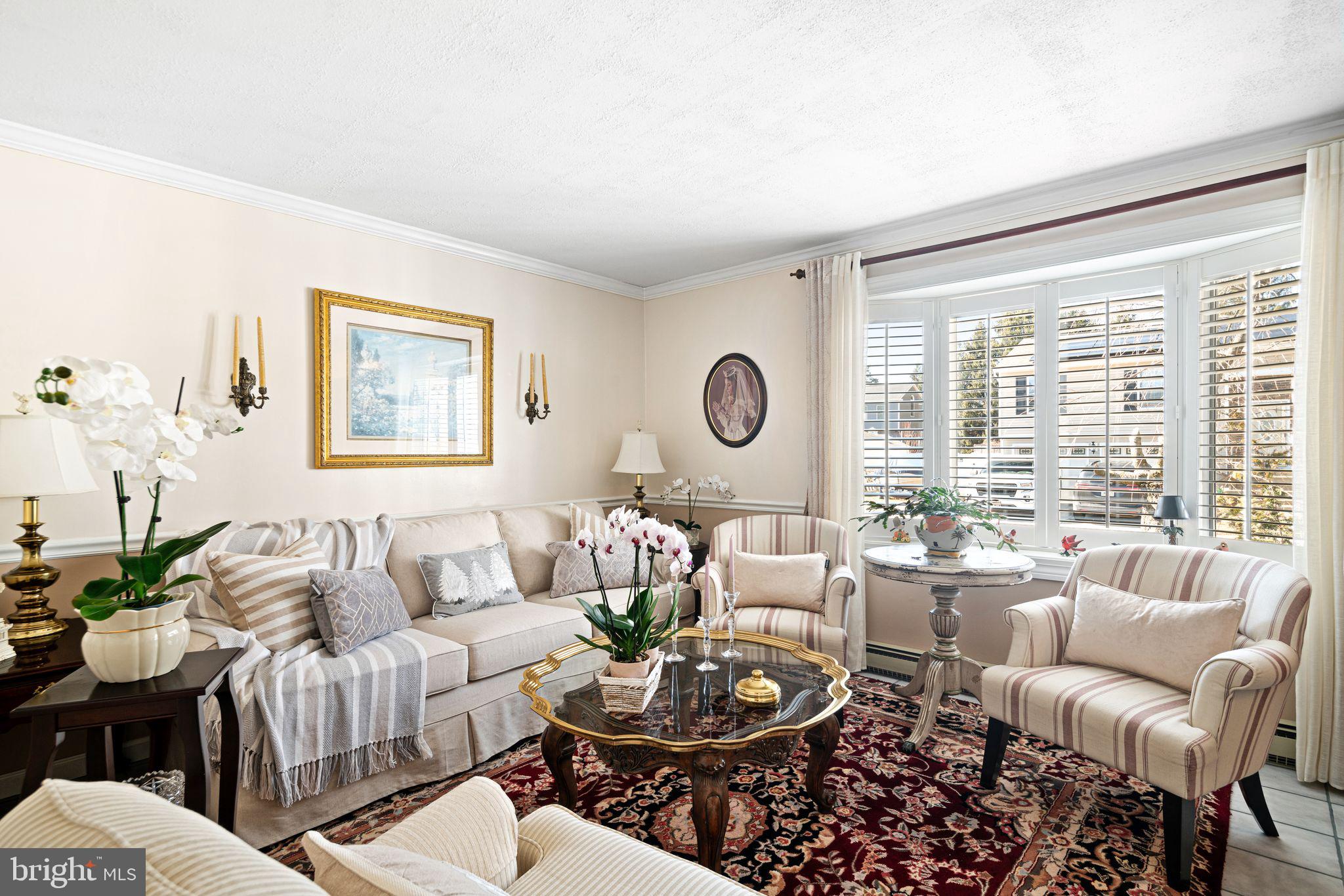 1 LYNNS COURT