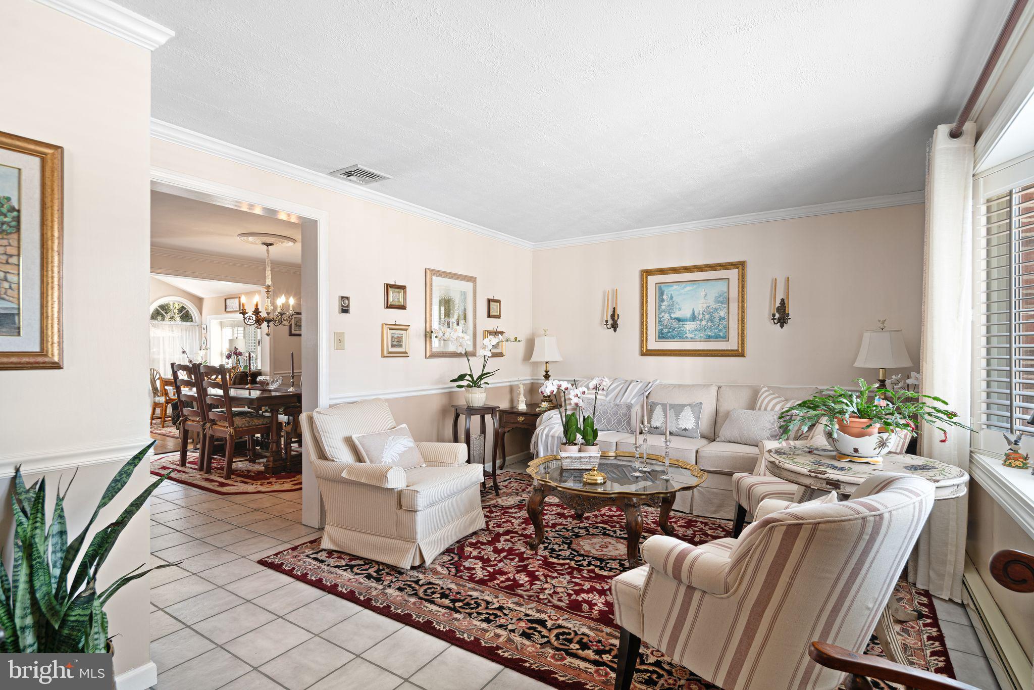 1 LYNNS COURT