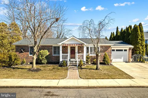 1 Lynns Court, Morrisville, PA MLS: PABU2089236