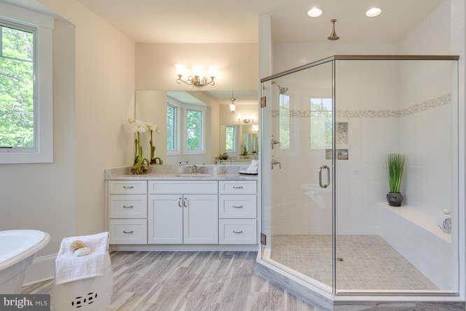 CHESTERBROOK GARDENS - Residential