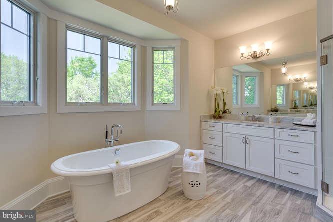 CHESTERBROOK GARDENS - Residential