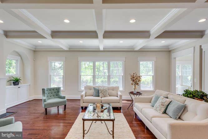 CHESTERBROOK GARDENS - Residential