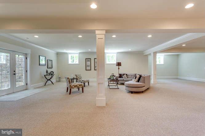 CHESTERBROOK GARDENS - Residential