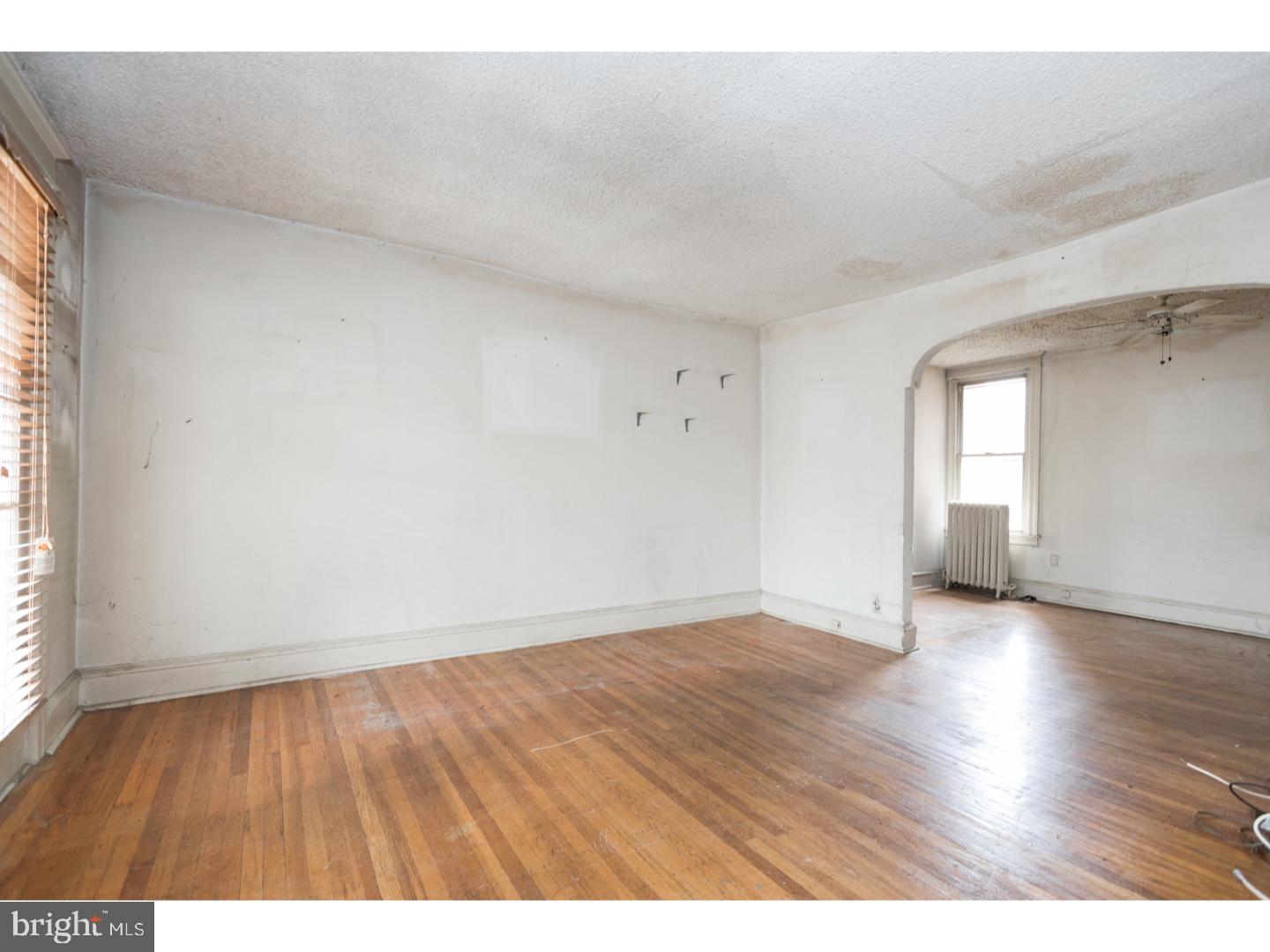 WEST OAK LANE - Residential