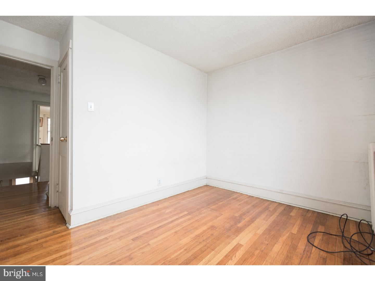 WEST OAK LANE - Residential