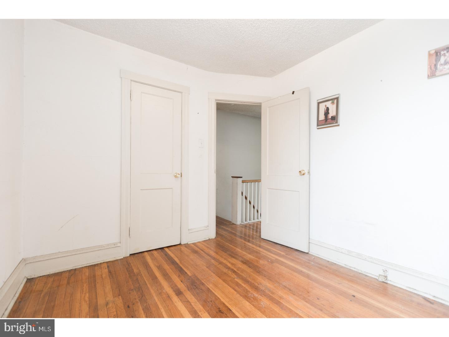 WEST OAK LANE - Residential