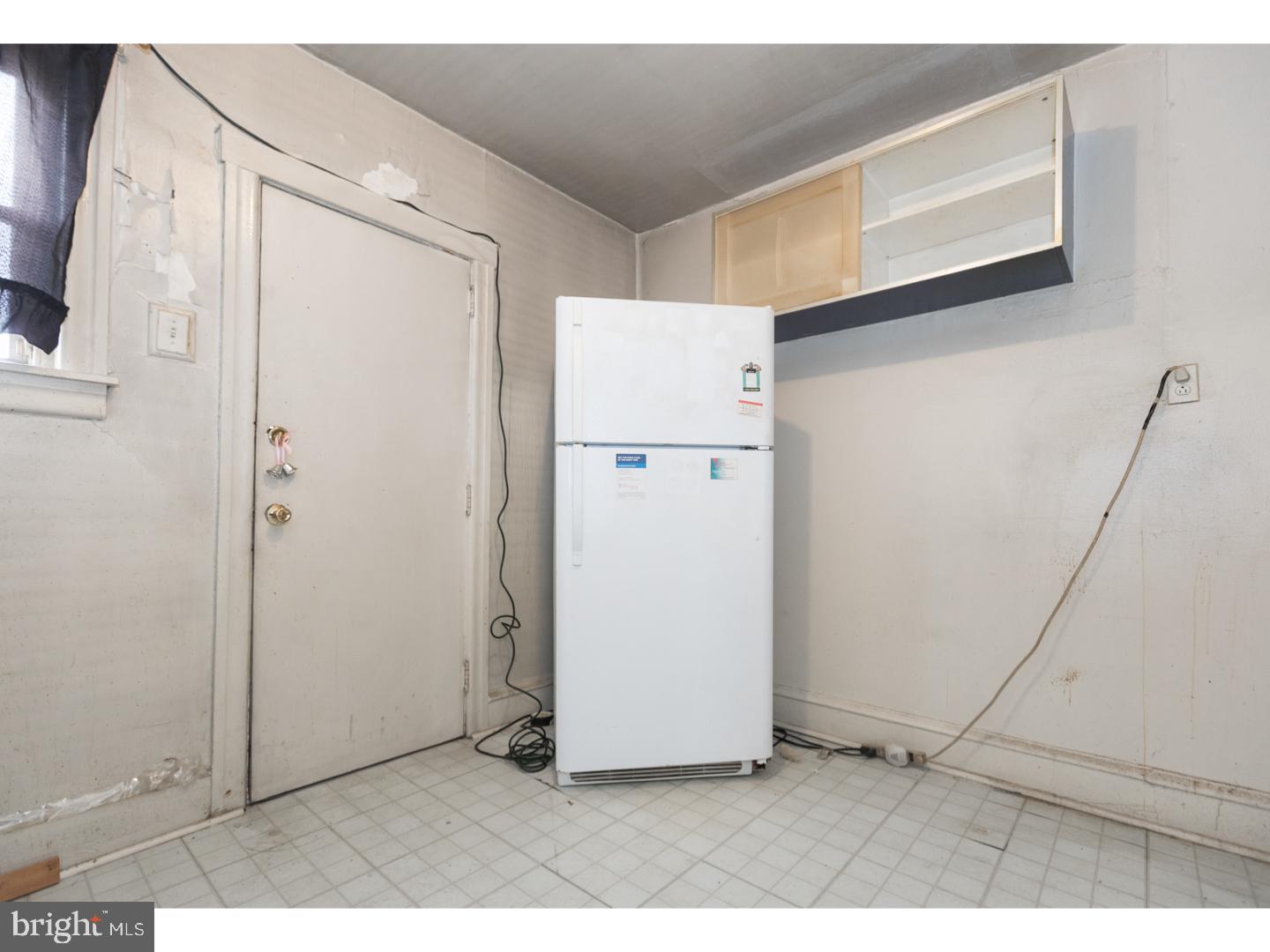 WEST OAK LANE - Residential