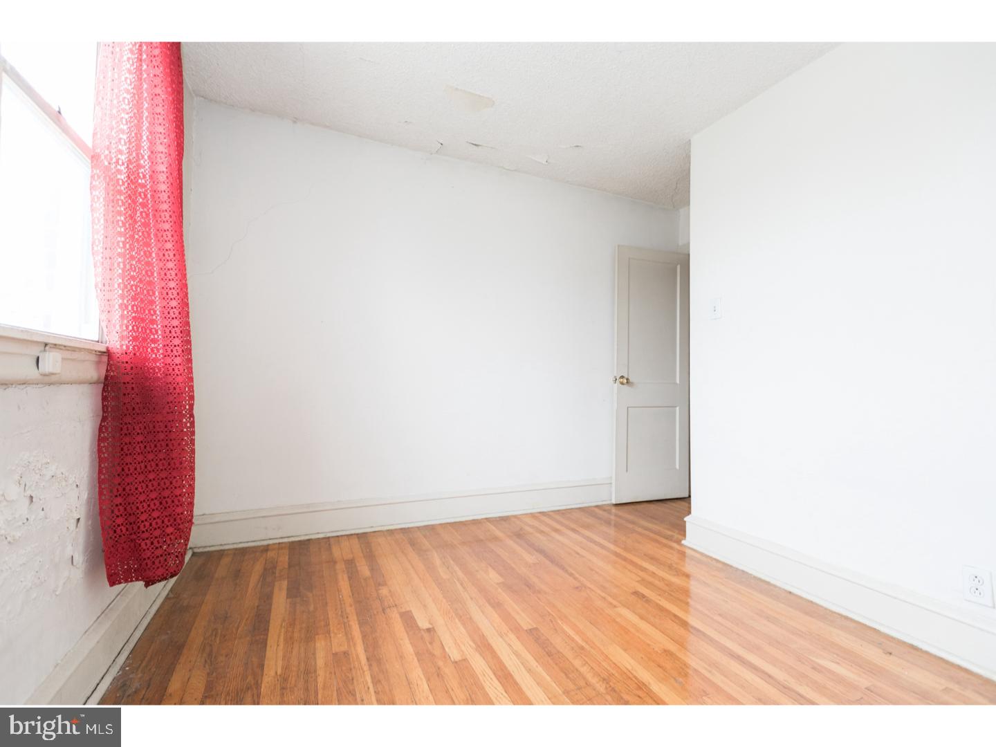 WEST OAK LANE - Residential