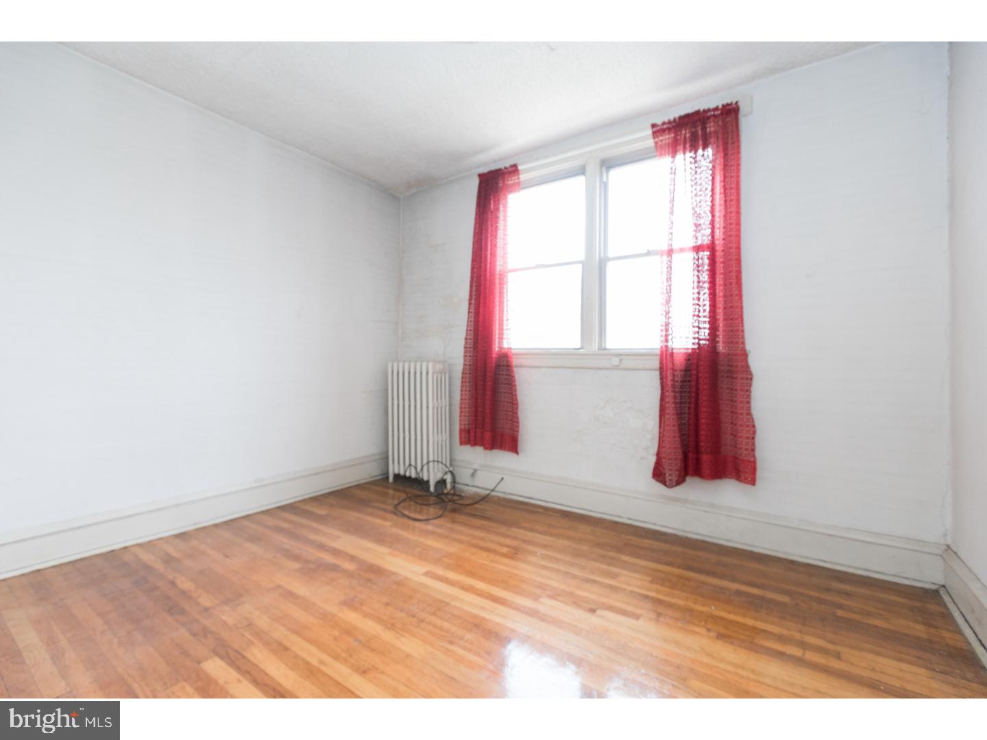 WEST OAK LANE - Residential