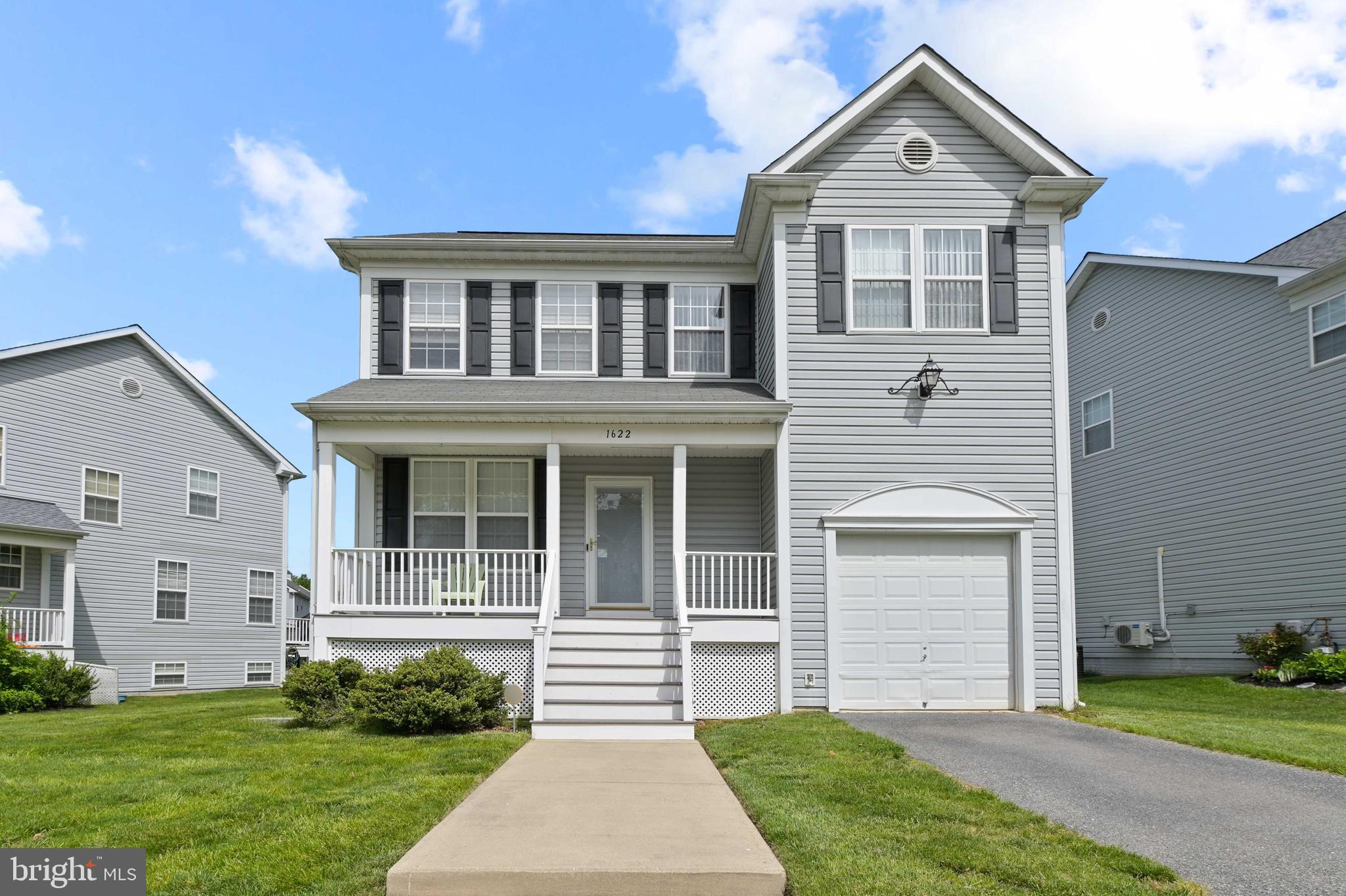 HOPEWELL POINTE - Residential