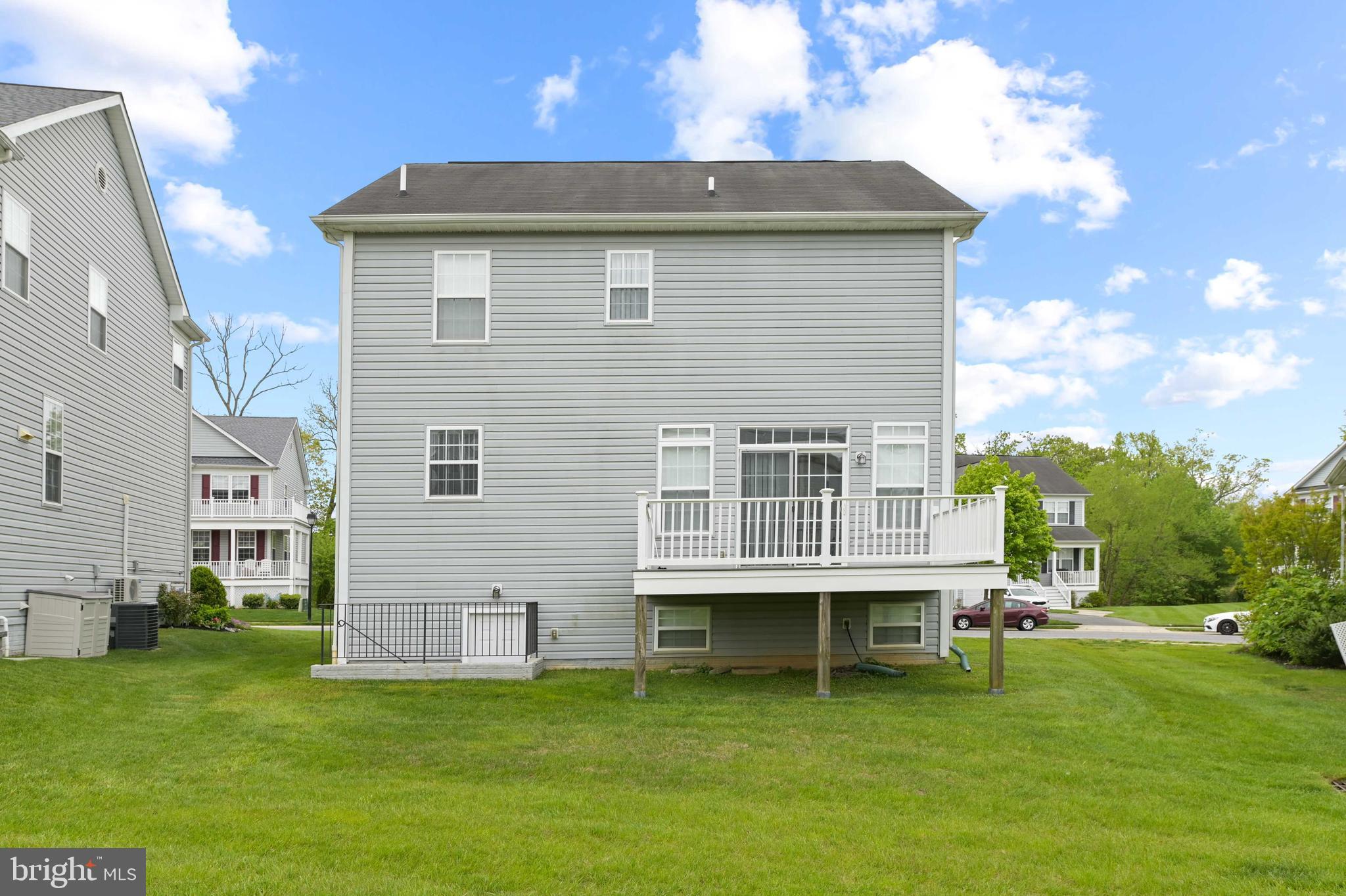 HOPEWELL POINTE - Residential