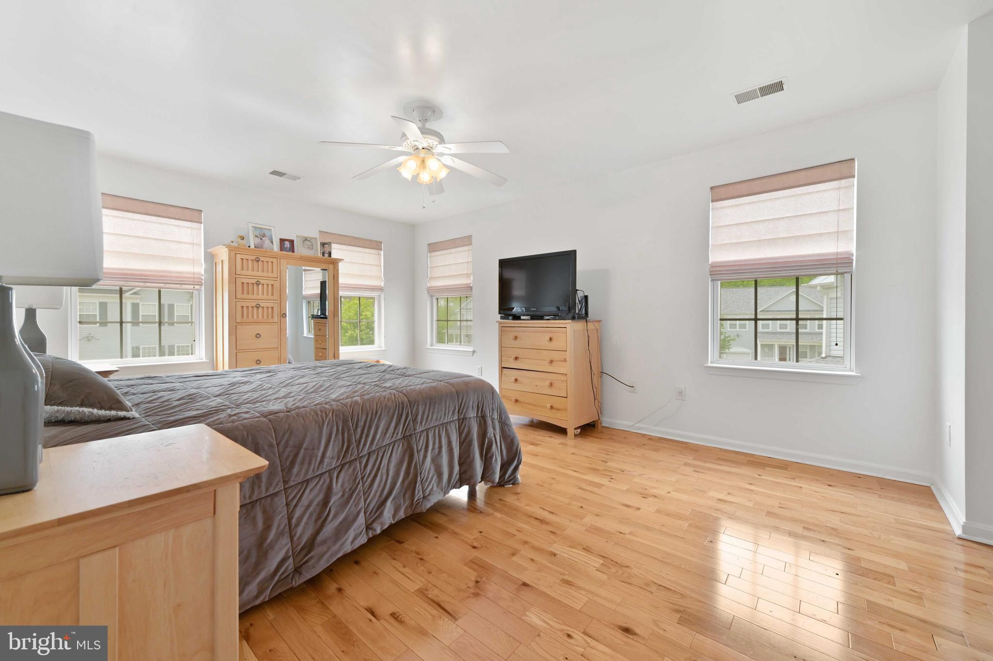 HOPEWELL POINTE - Residential