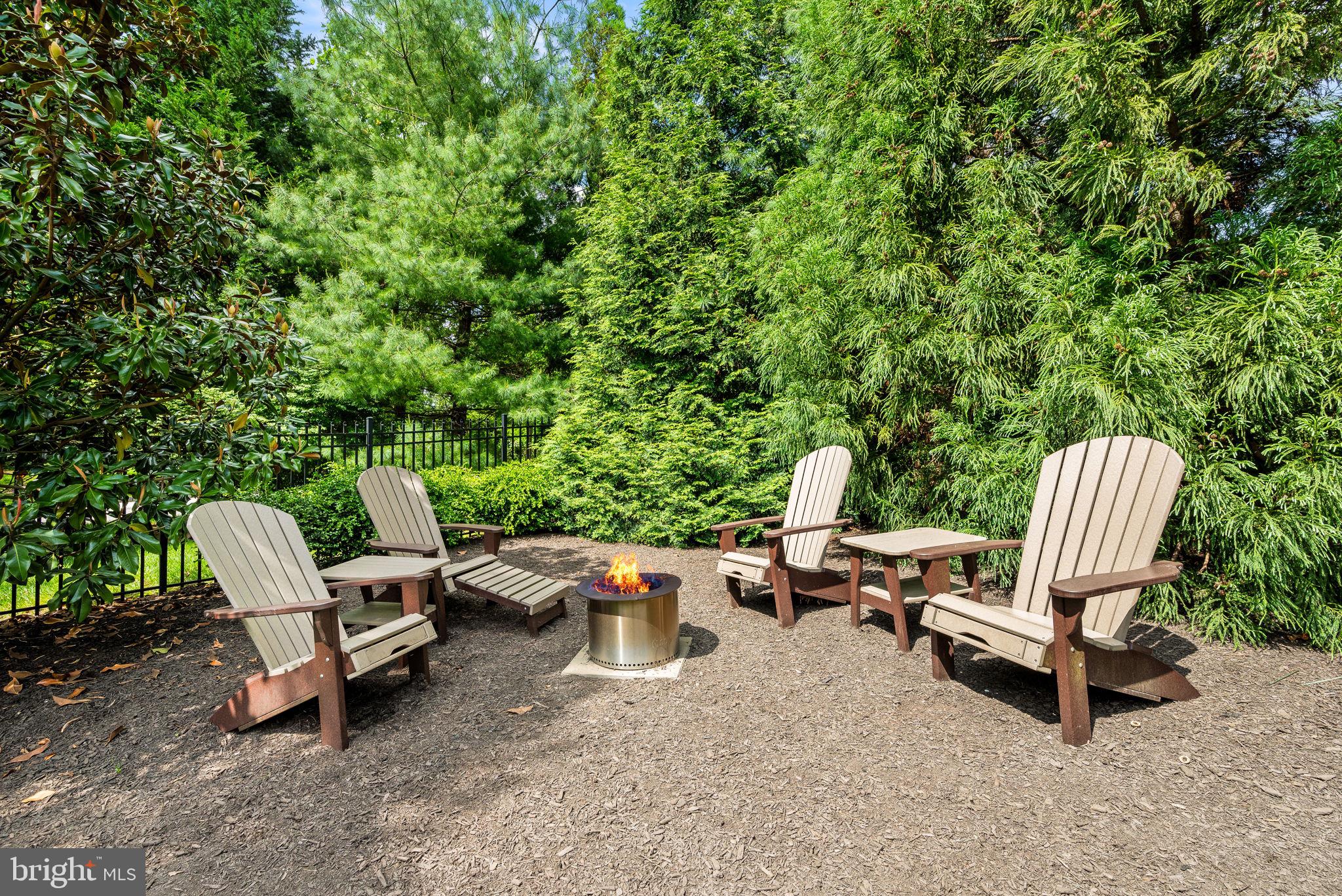 ESTS AT CHADDS FORD - Residential