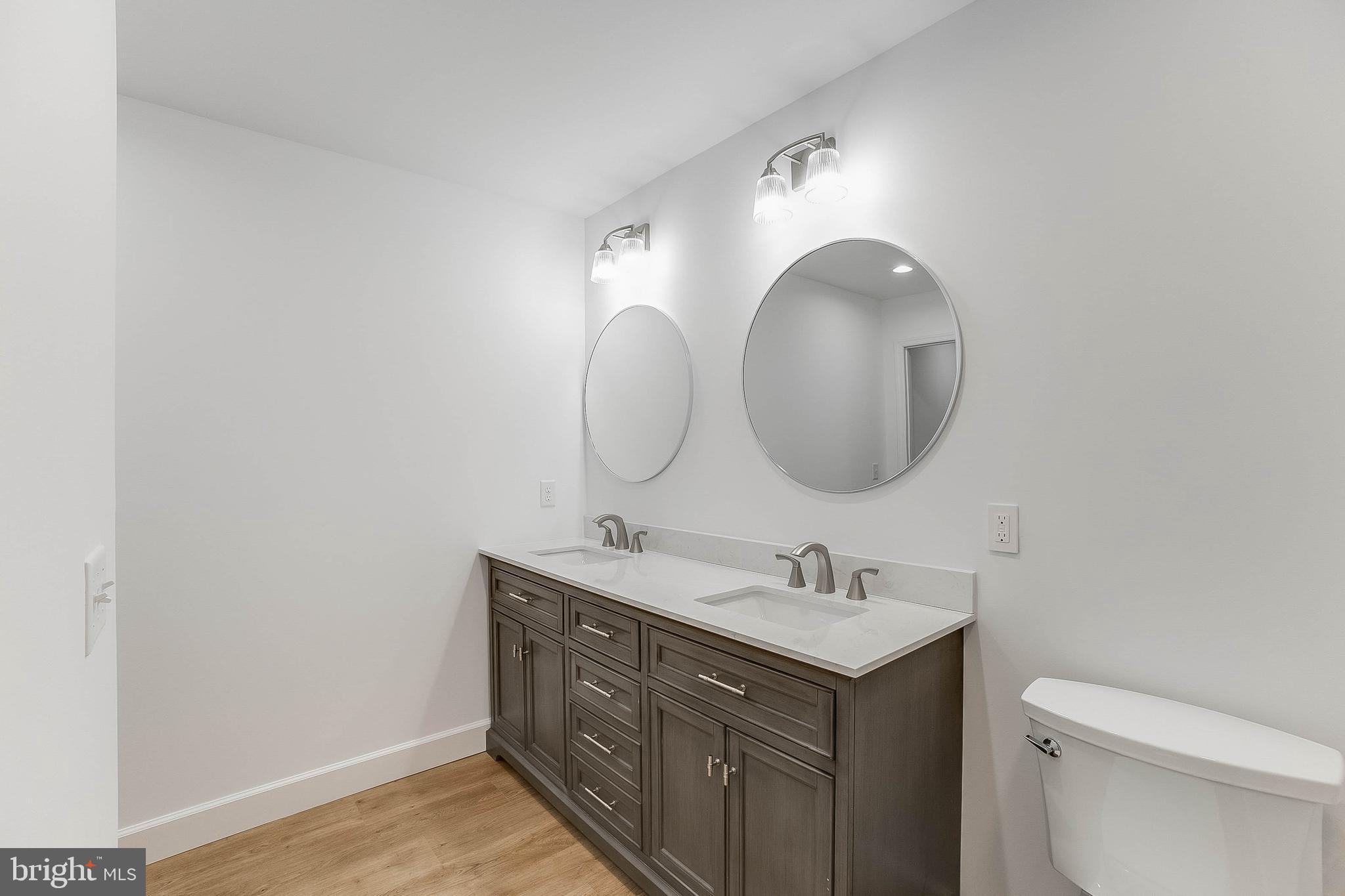 RIVERS END - Residential