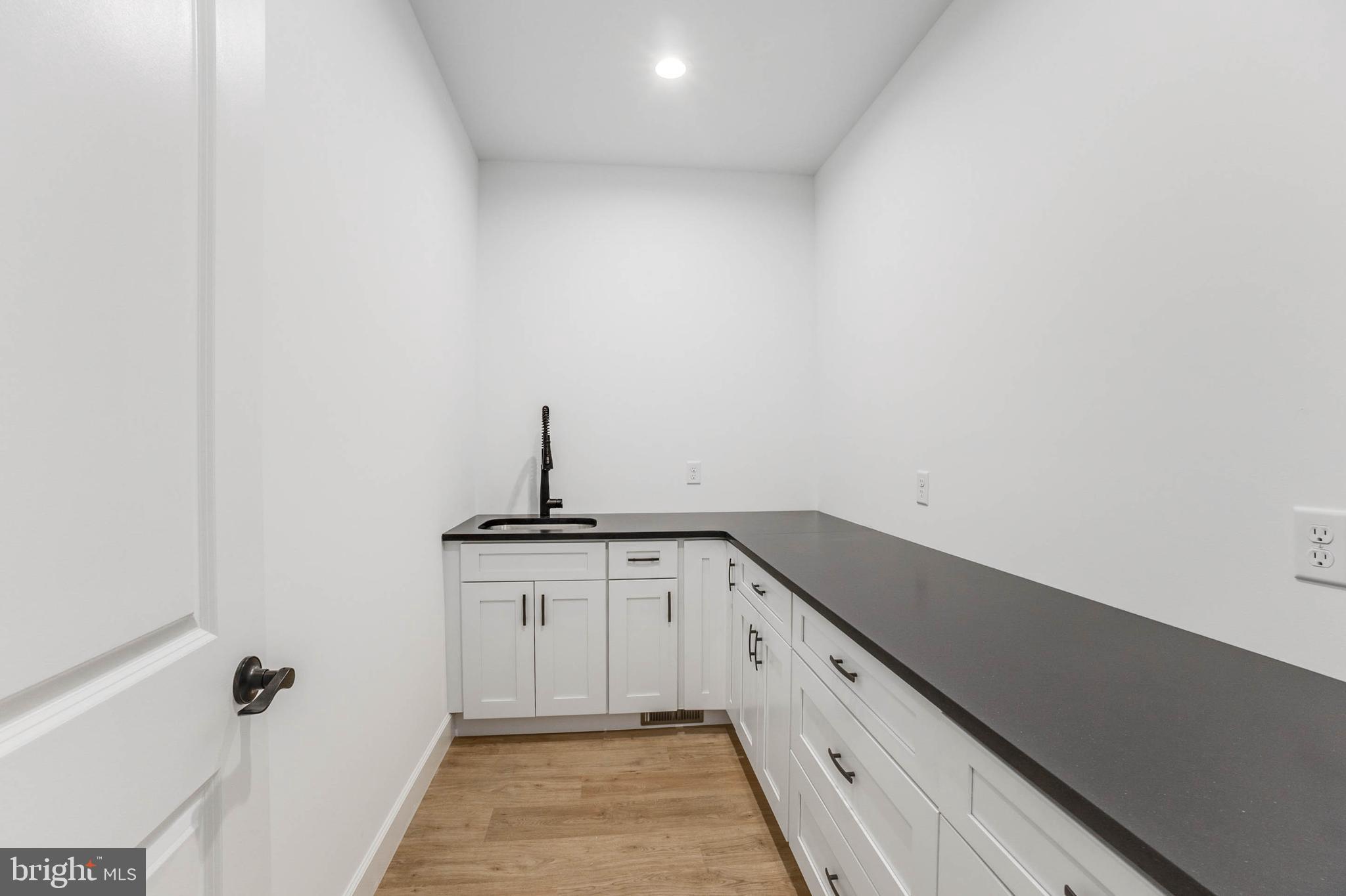 RIVERS END - Residential