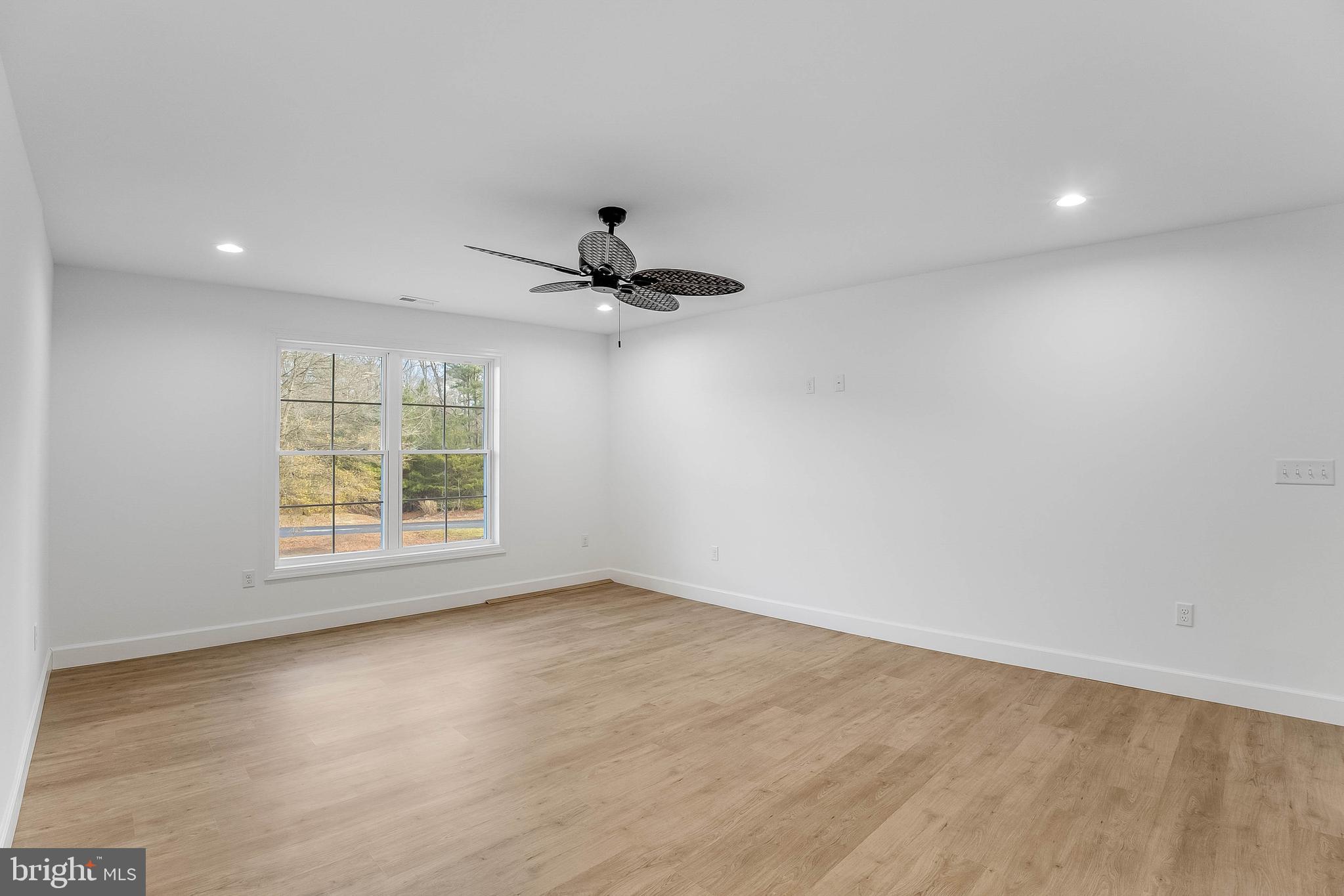 RIVERS END - Residential