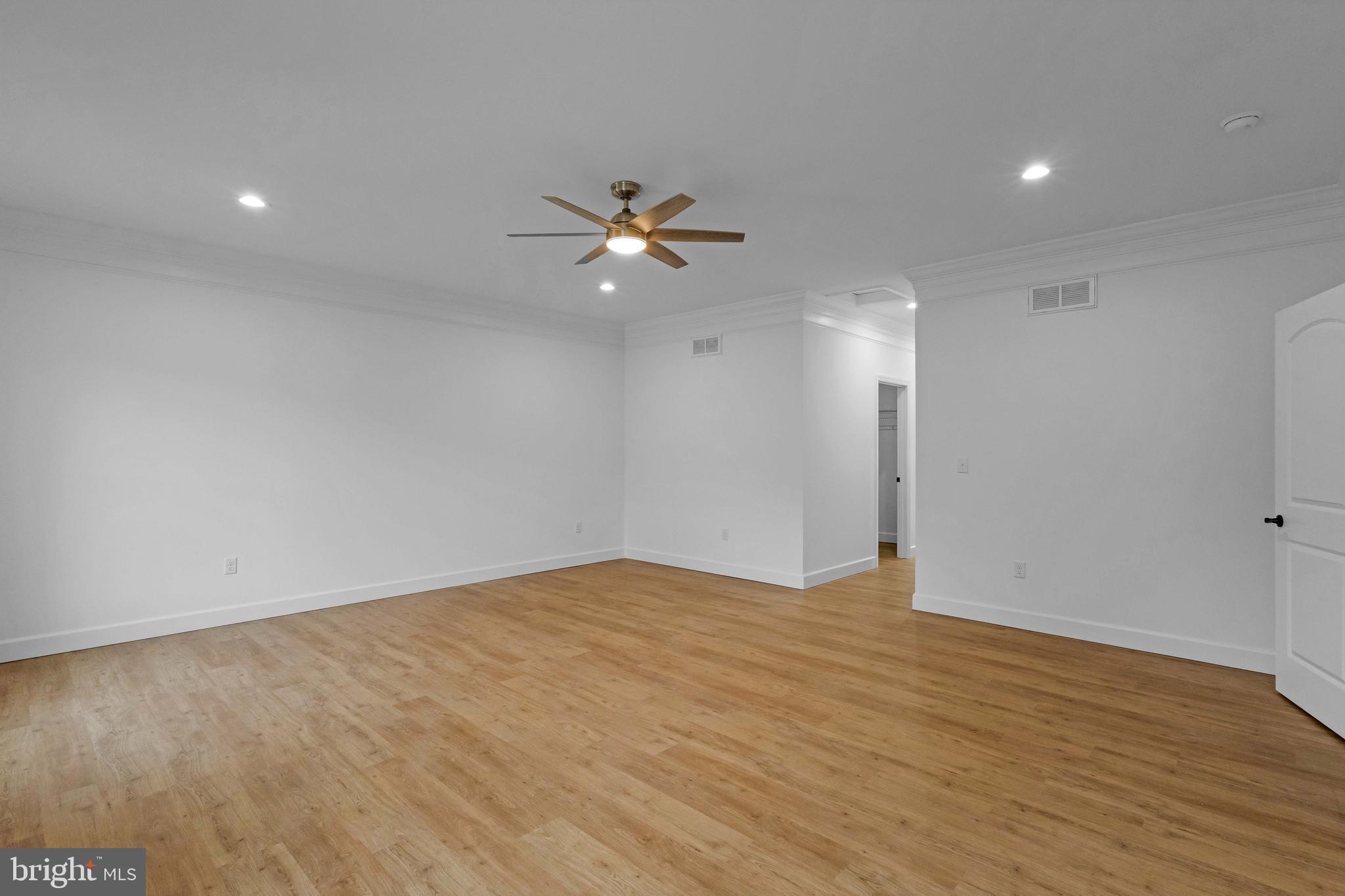 RIVERS END - Residential