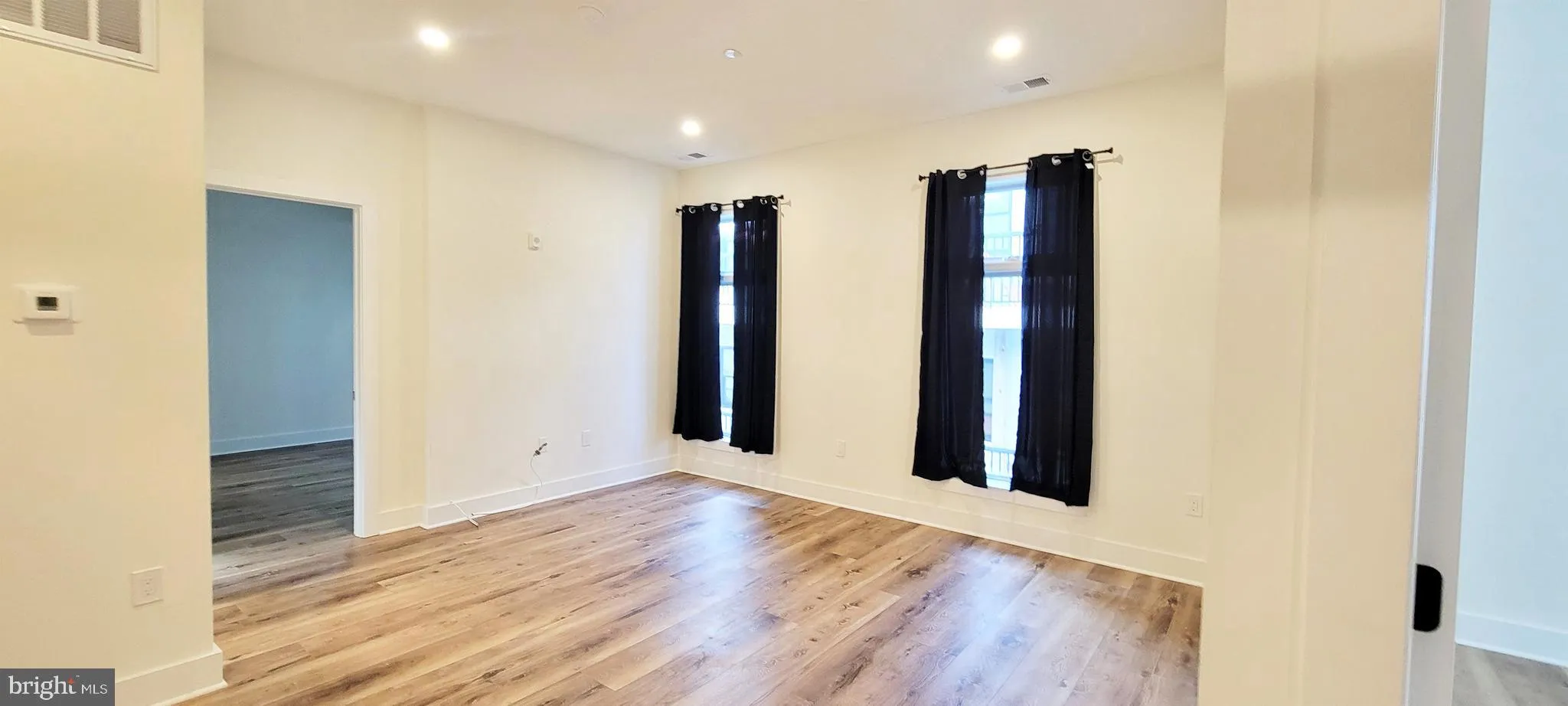 Atlantic City, New Jersey 08401, United States, 2 Bedrooms Bedrooms, ,1 BathroomBathrooms,Residential,Active,100615