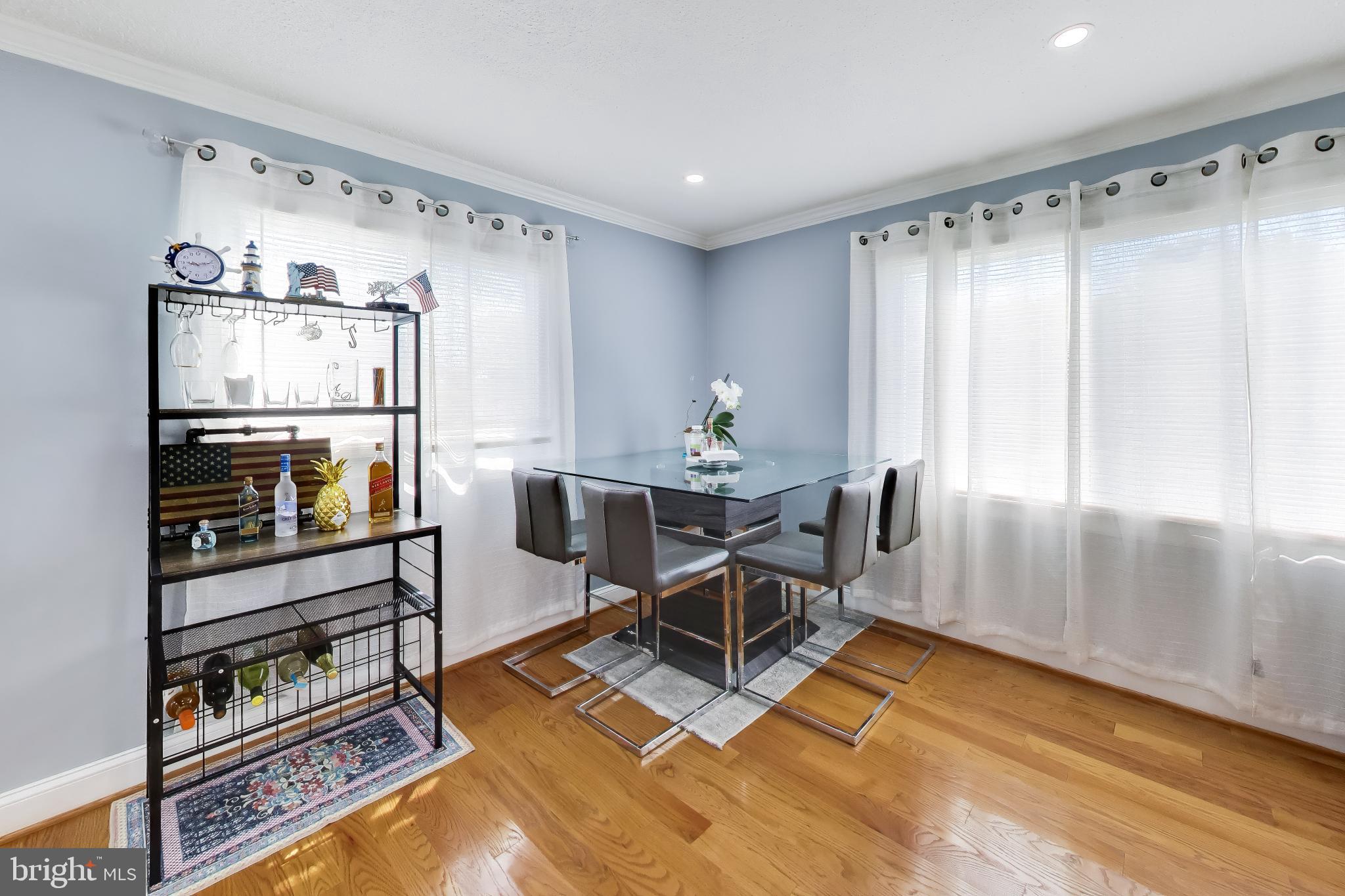 FAIRLAWN - Residential