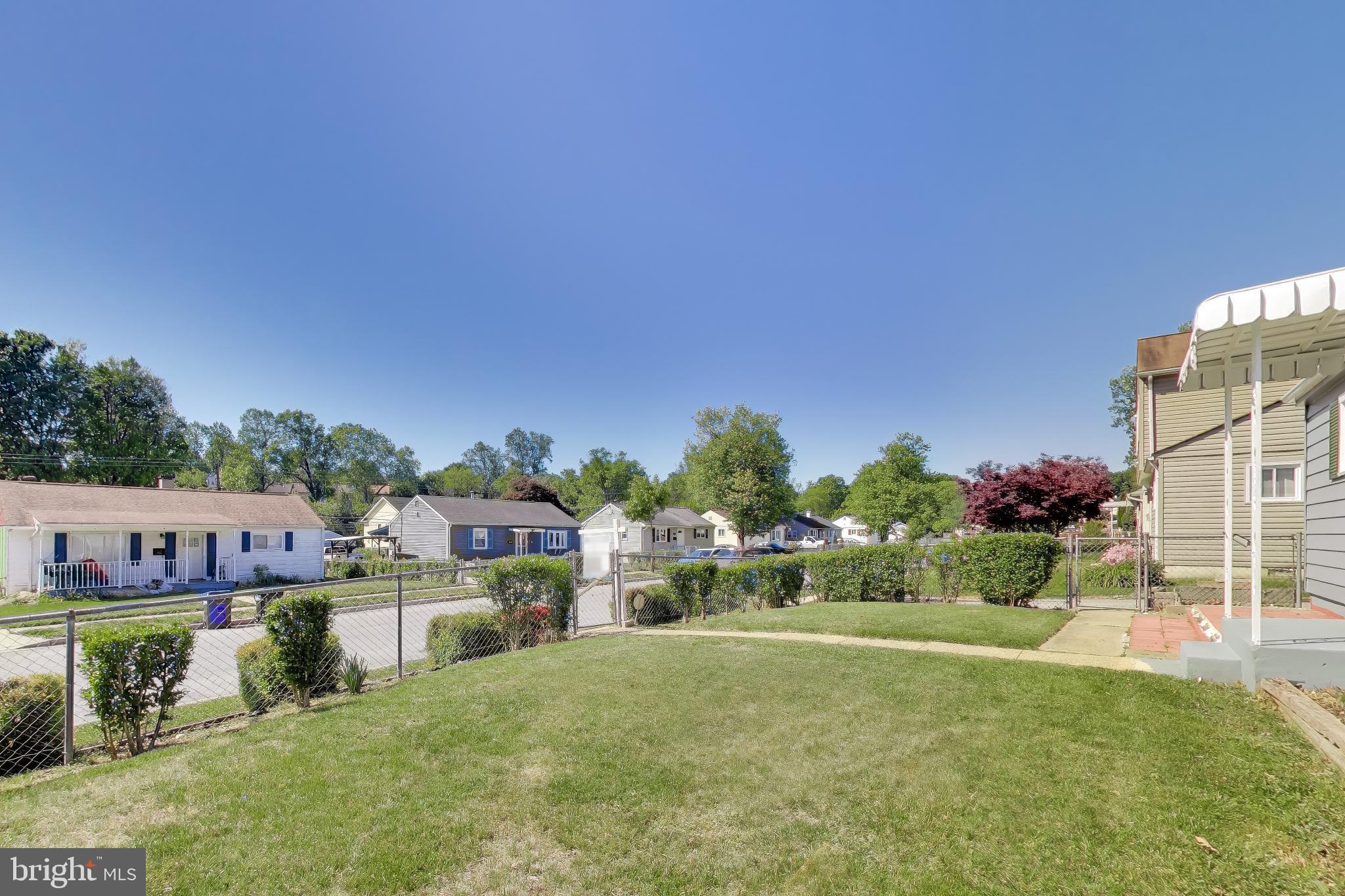 FAIRLAWN - Residential