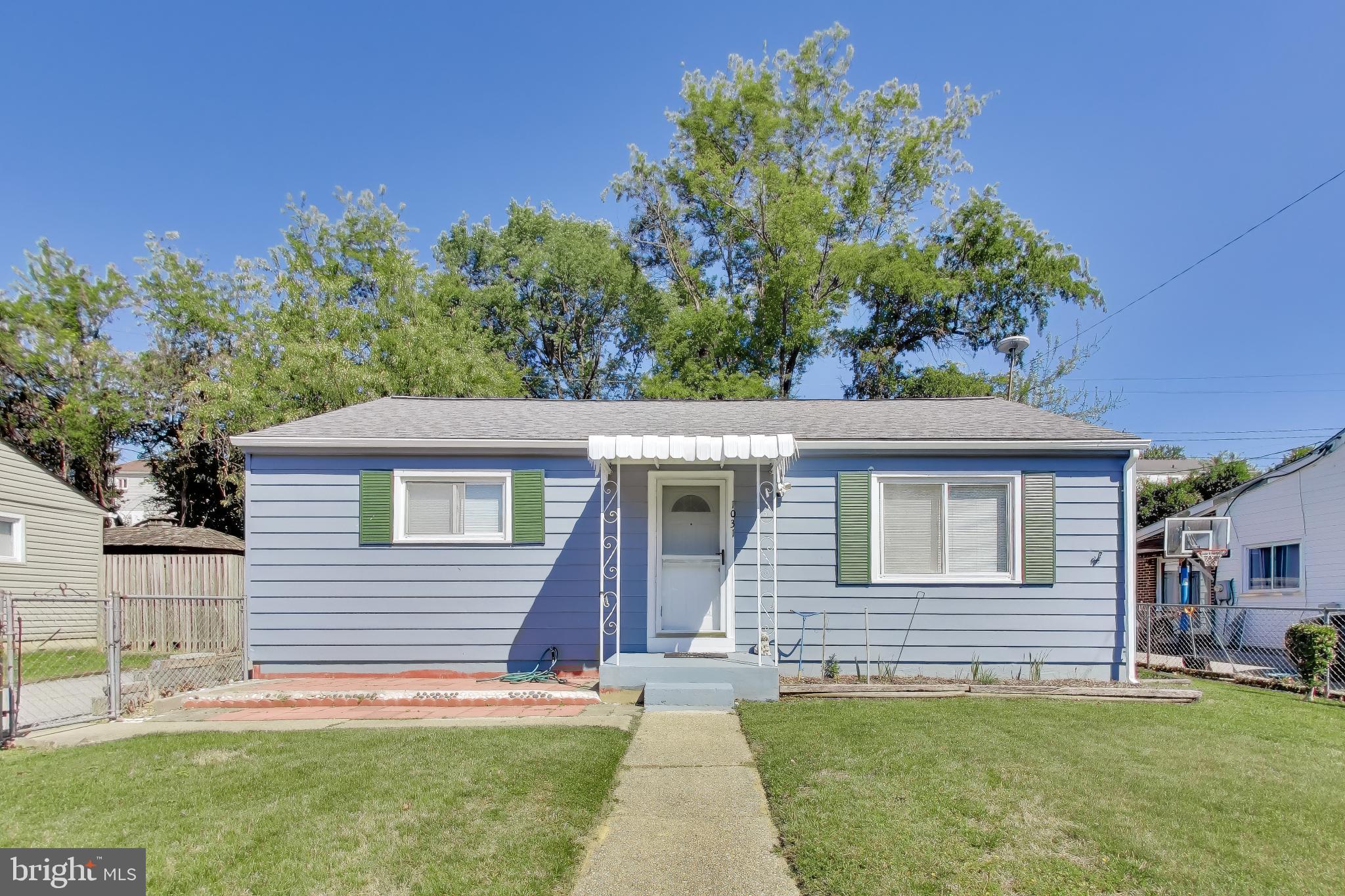 FAIRLAWN - Residential