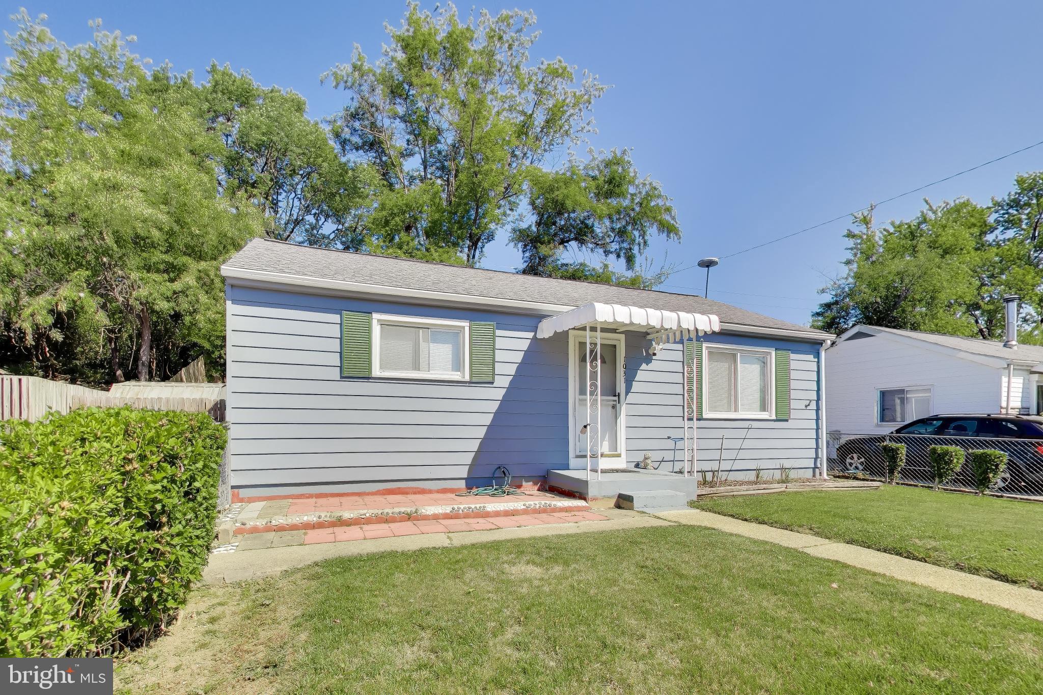 FAIRLAWN - Residential