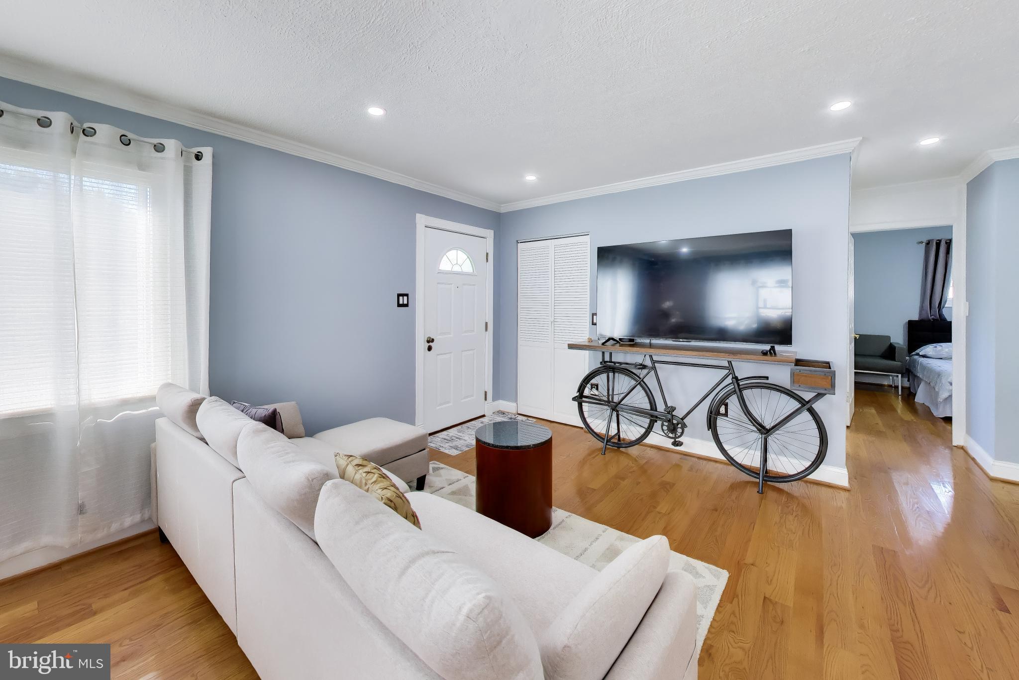 FAIRLAWN - Residential