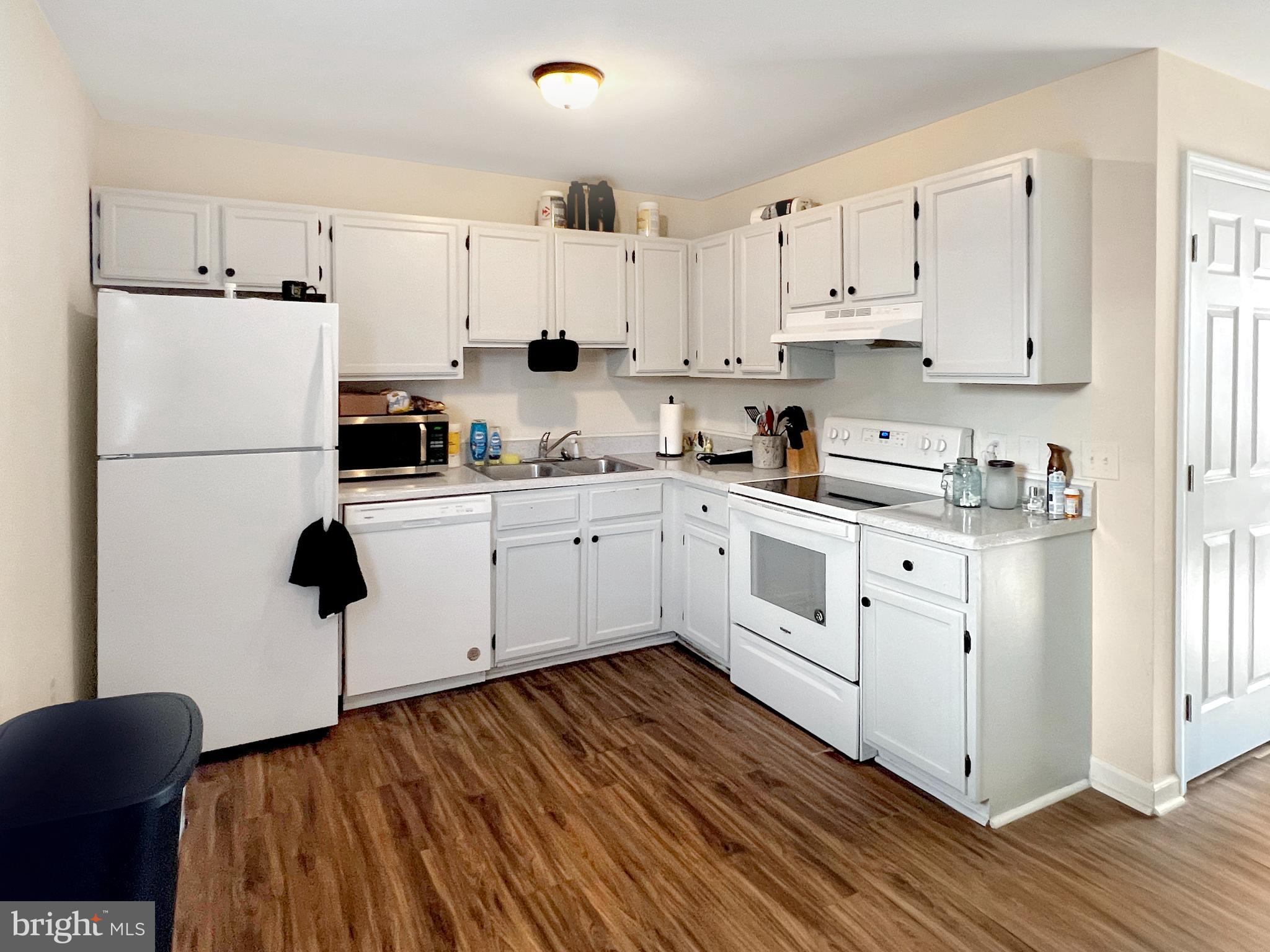 WILLOW BROOK - Residential