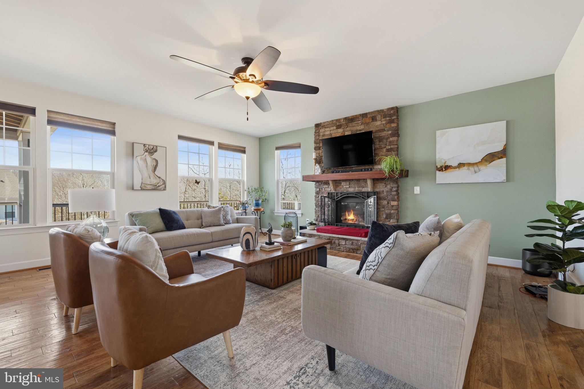 HOPE HILL CROSSING - Residential