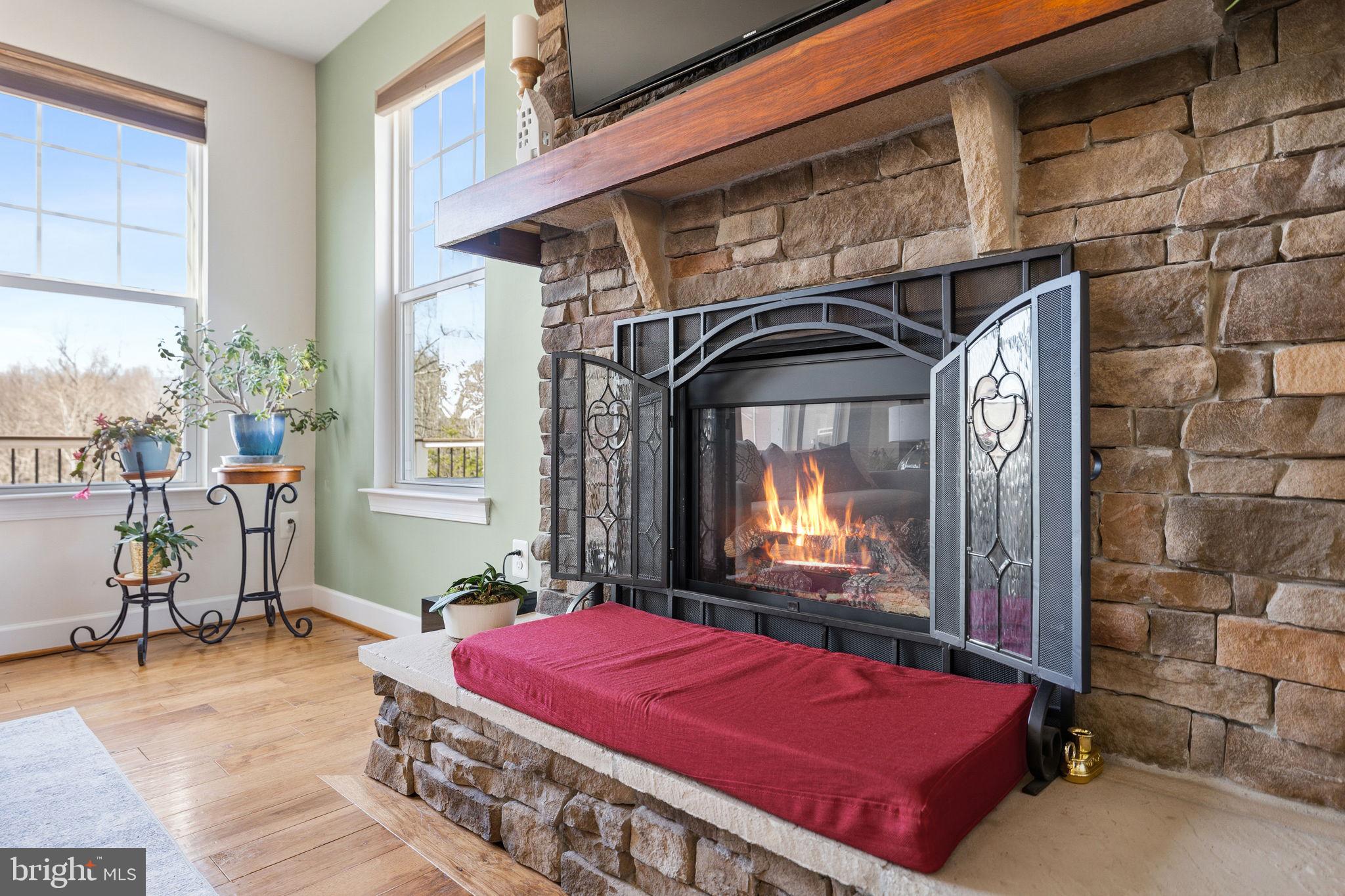 HOPE HILL CROSSING - Residential