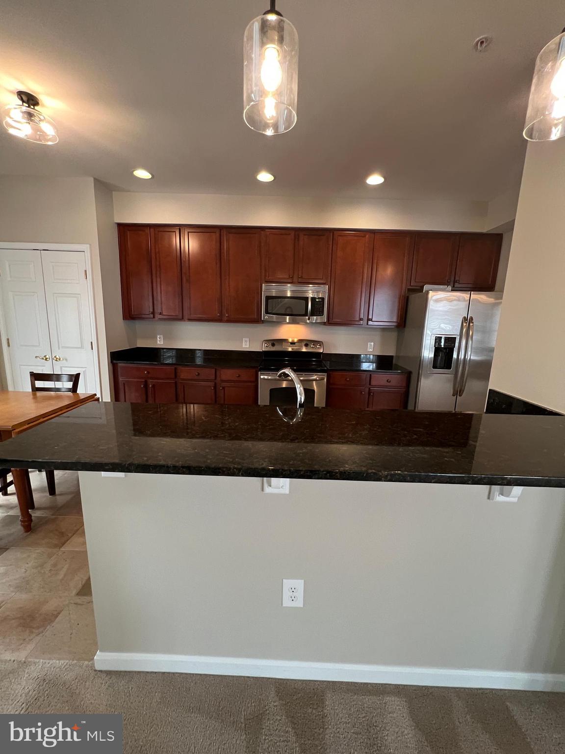 DIXIE MEADOWS - Residential