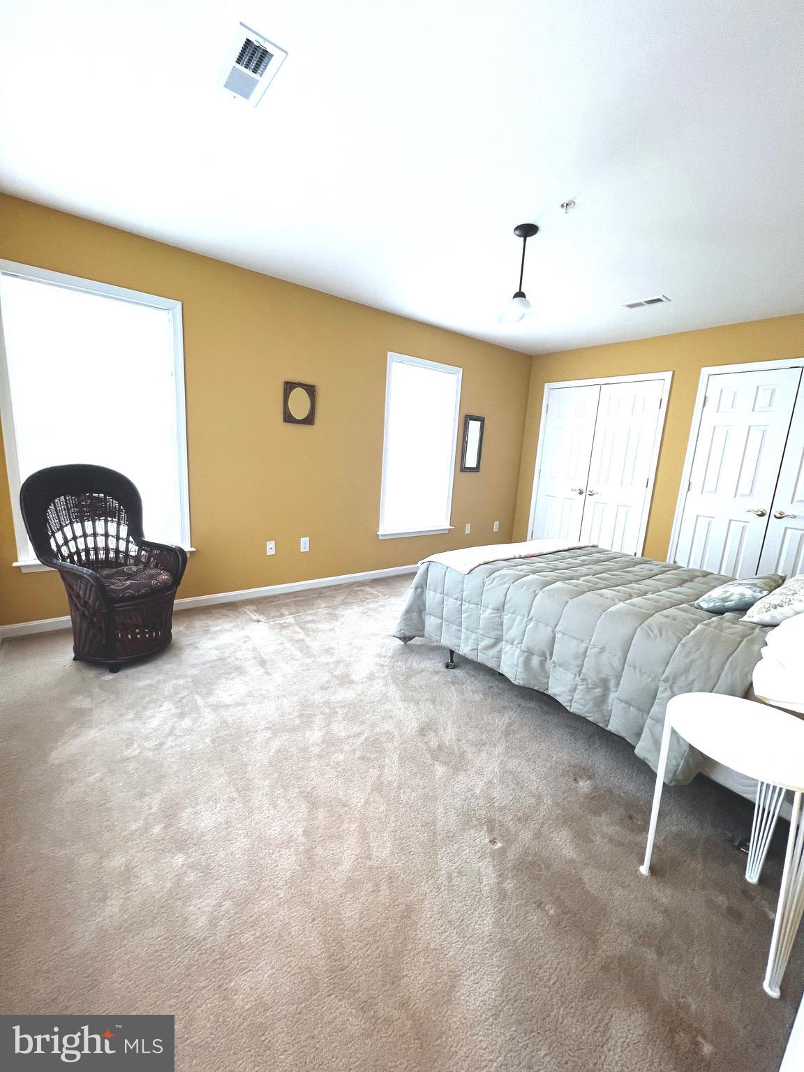 DIXIE MEADOWS - Residential