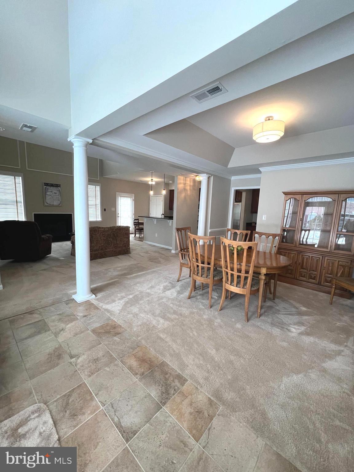 DIXIE MEADOWS - Residential