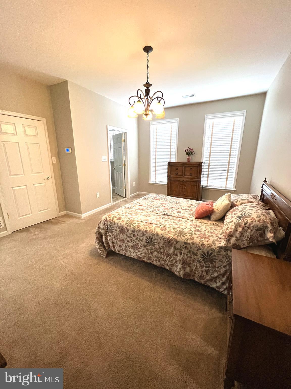 DIXIE MEADOWS - Residential