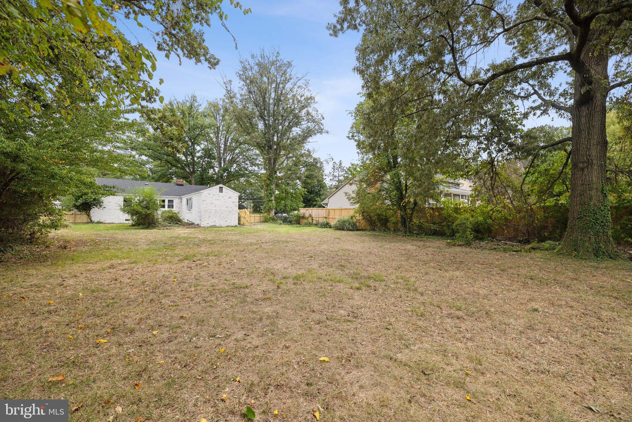 GROVETON - Residential Lease