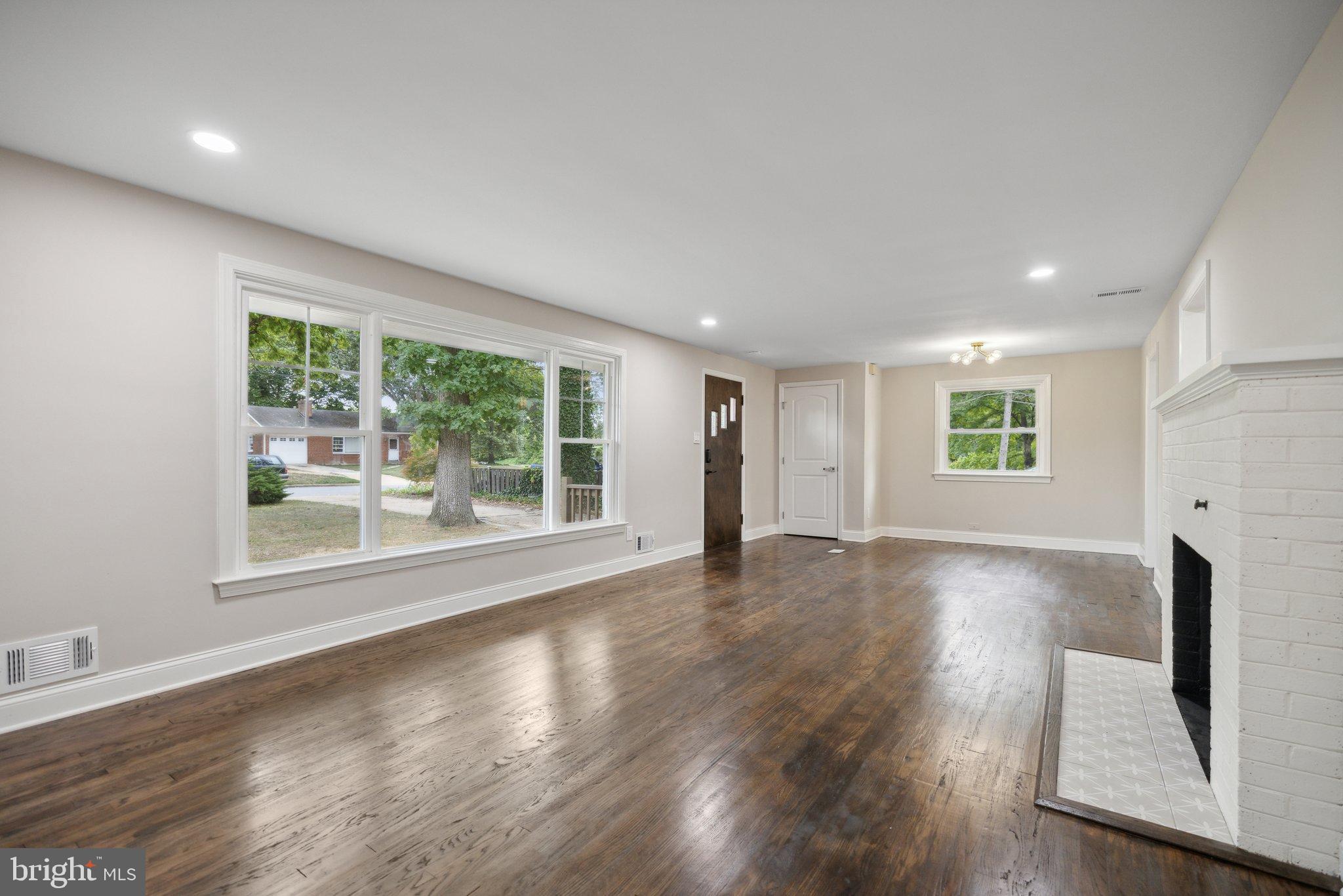 GROVETON - Residential Lease