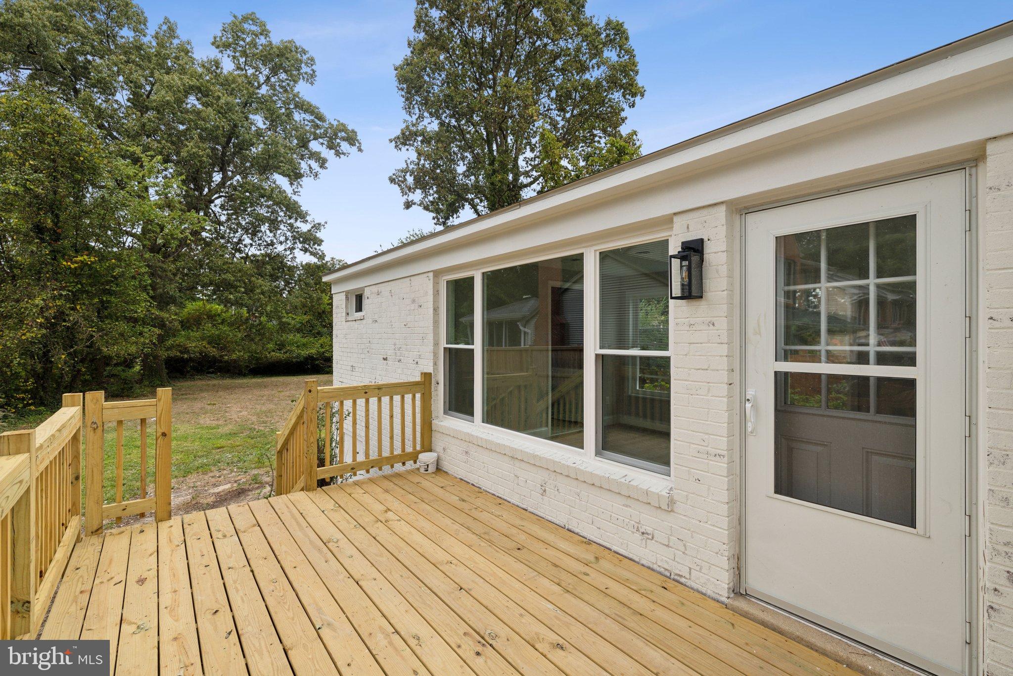 GROVETON - Residential Lease