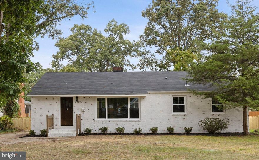 OPEN HOUSE SATURDAY 12-2pm. Welcome to this stunning one-level rancher, beautifully updated from head to toe! Located in the heart of Alexandria, this home offers modern living with timeless charm. Step inside to discover gleaming hardwood floors throughout, creating a warm and inviting atmosphere. The spacious and contemporary kitchen features sleek cabinetry and updated appliances, perfect for culinary enthusiasts. Both bathrooms have been tastefully renovated with stylish fixtures and finishes.

With three generous bedrooms, there's plenty of space for family and guests. The massive fenced-in yard is a true highlight, providing a safe and pet-friendly haven for outdoor activities and relaxation. Enjoy ample parking with tons of space to accommodate multiple vehicles. Whether you're hosting gatherings or simply enjoying a quiet evening at home, this rancher offers comfort, convenience, and elegance in a prime Alexandria location. Don’t miss out on this exceptional property!

Link to Apply; Https://apply.link/bHAd7X4