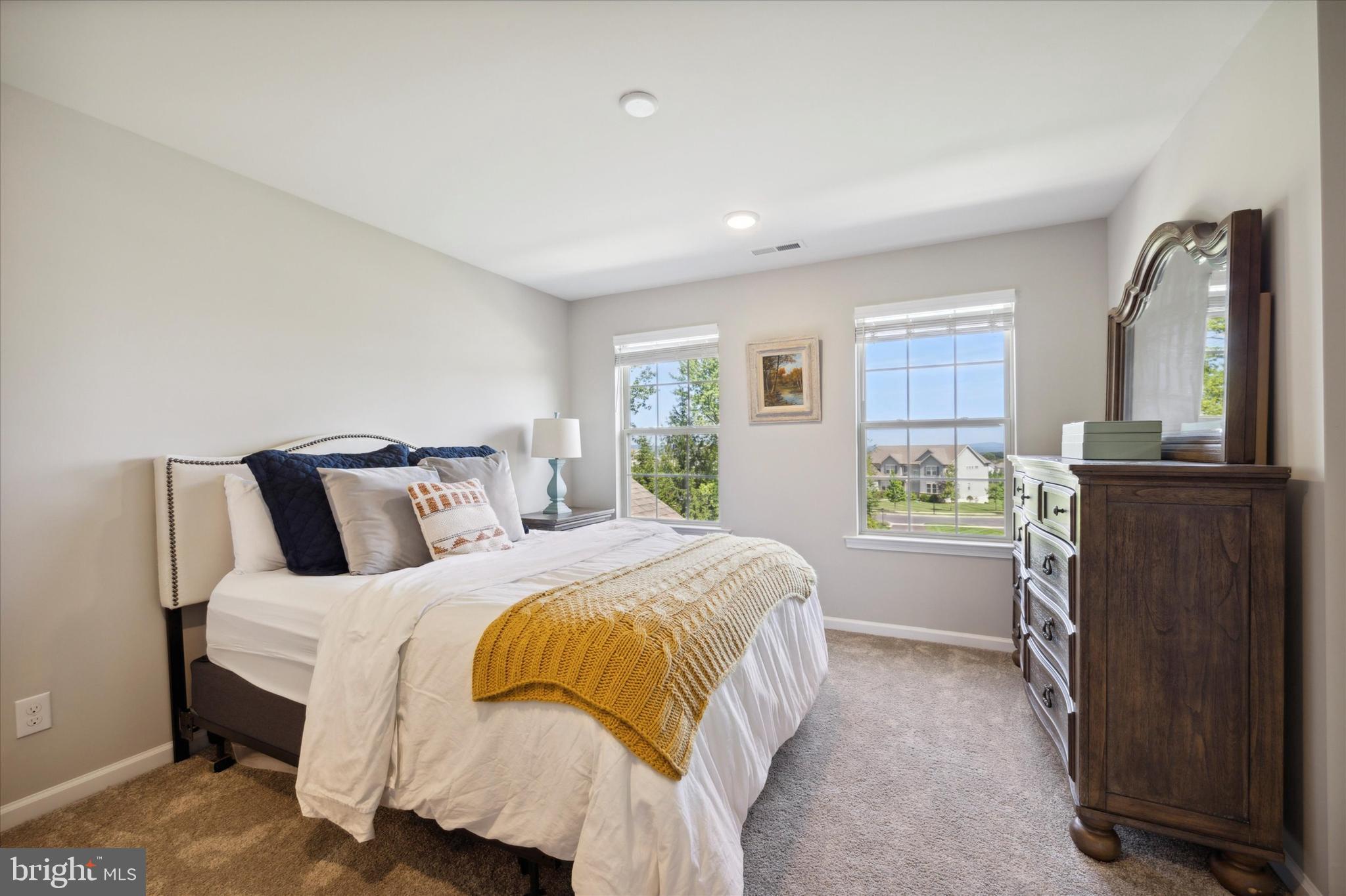 HILLTOP - Residential