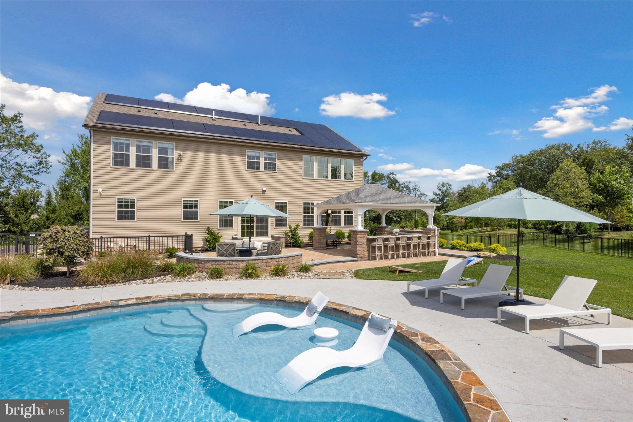 HILLTOP - Residential