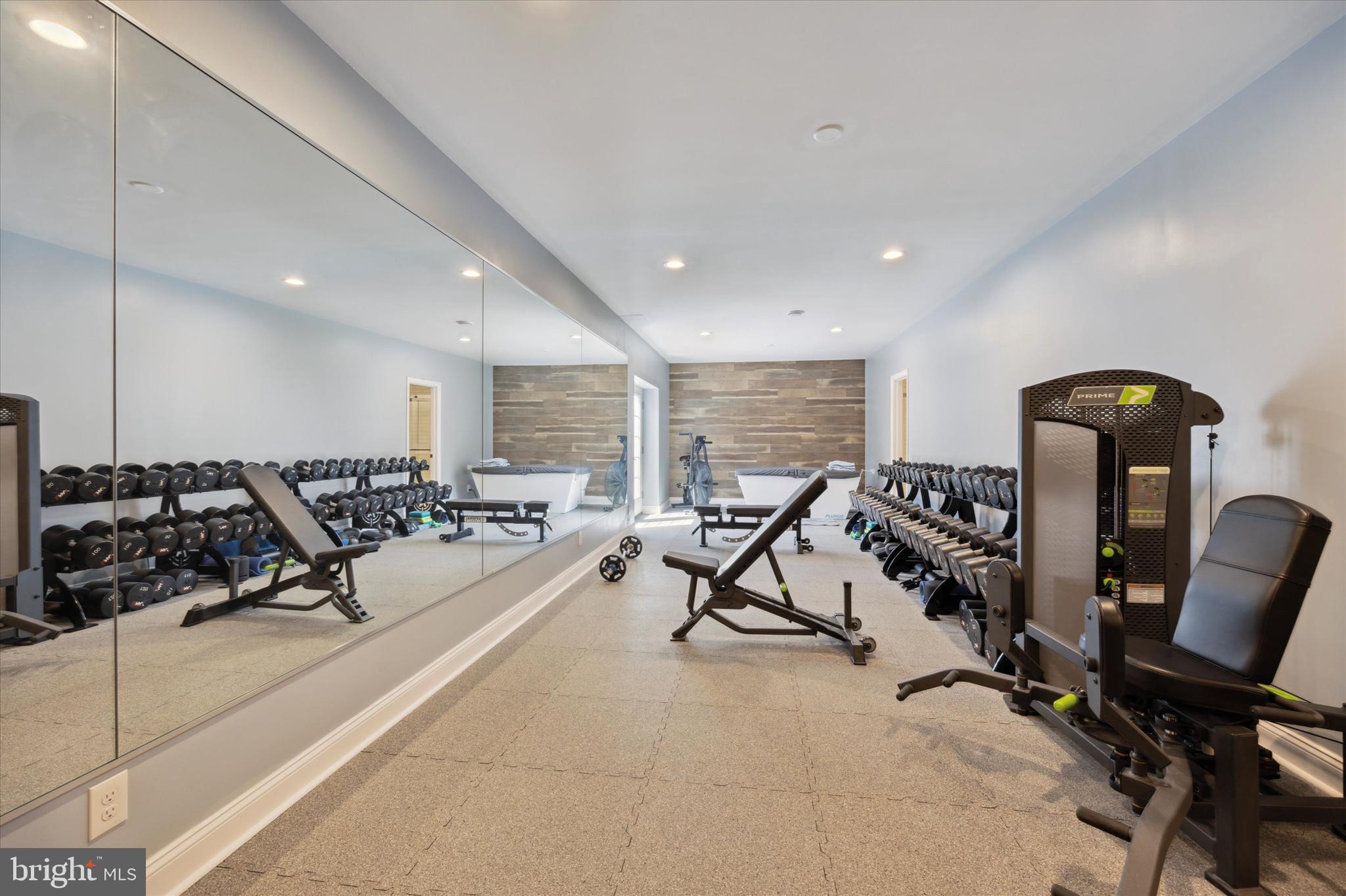 HILLTOP - Residential