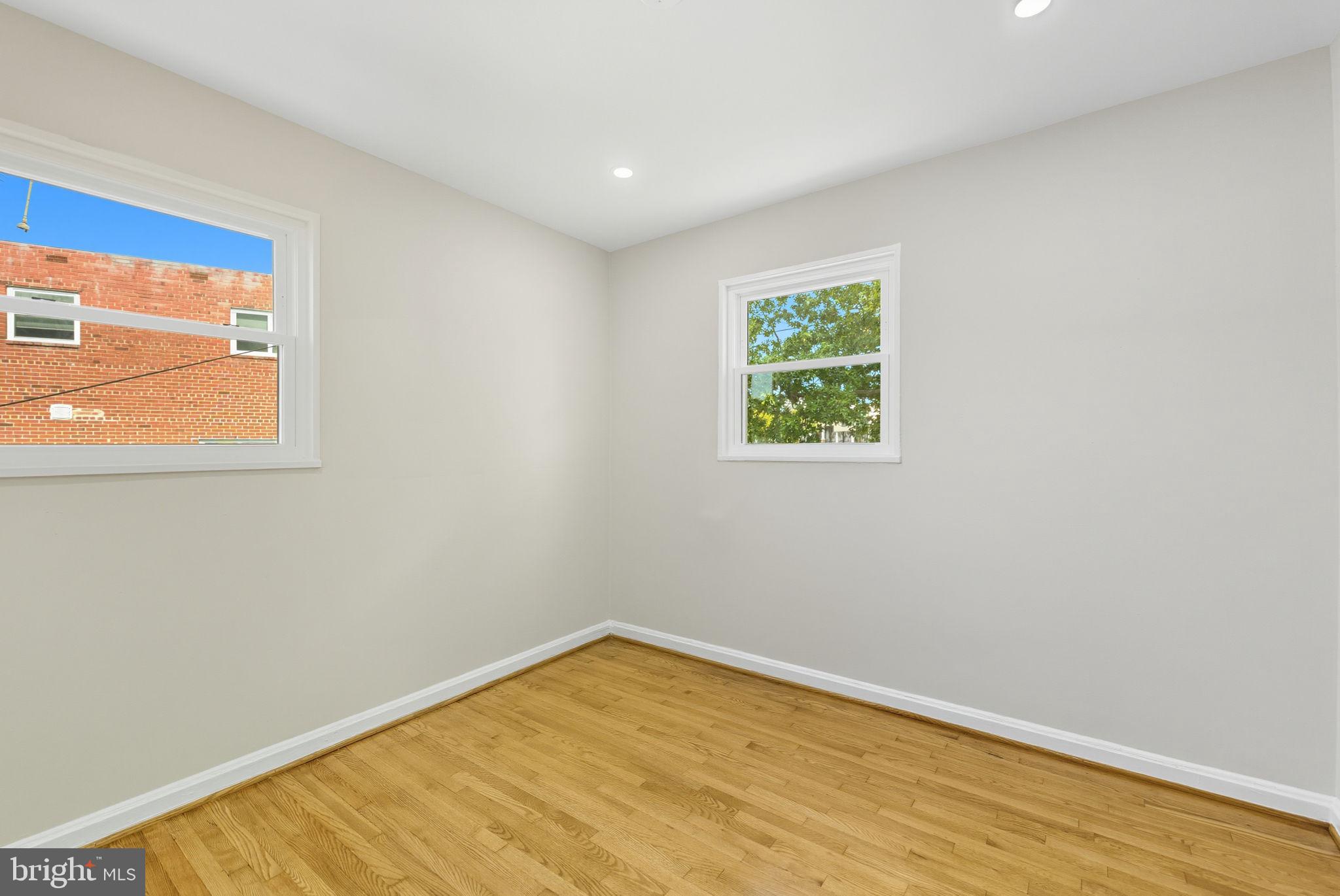 RIGGS PARK - Residential