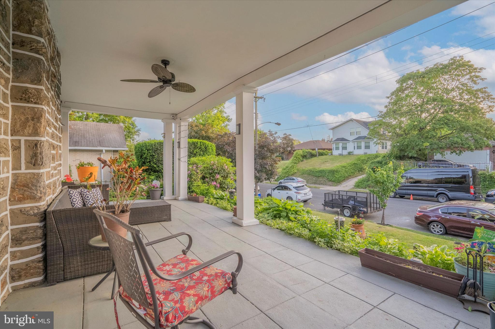 EAST OAK LANE - Residential