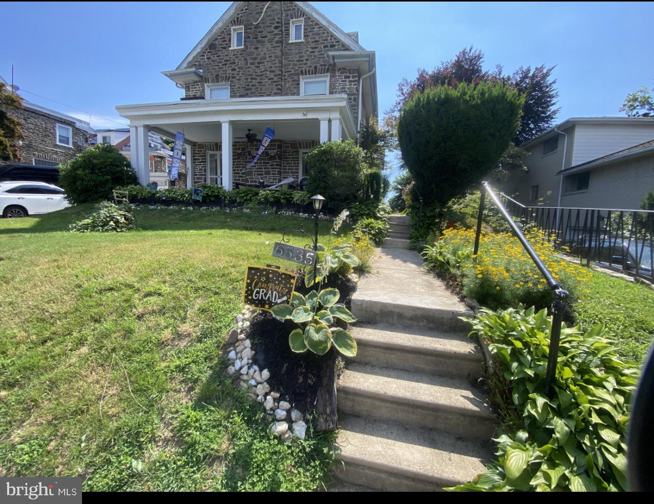 EAST OAK LANE - Residential